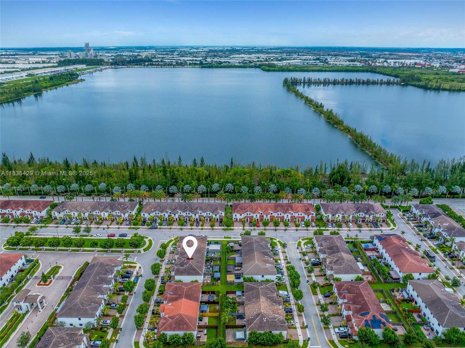 Small Image of 8877 NORTH WEST 103RD AVE, Doral Number 42