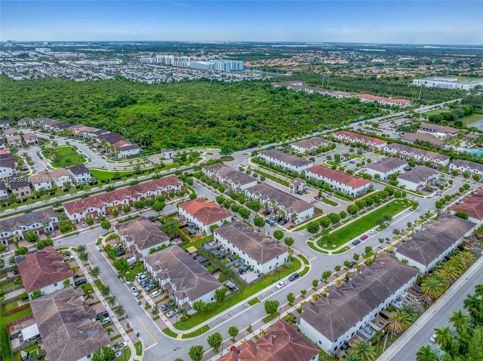 Small Image of 8877 NORTH WEST 103RD AVE, Doral Number 43