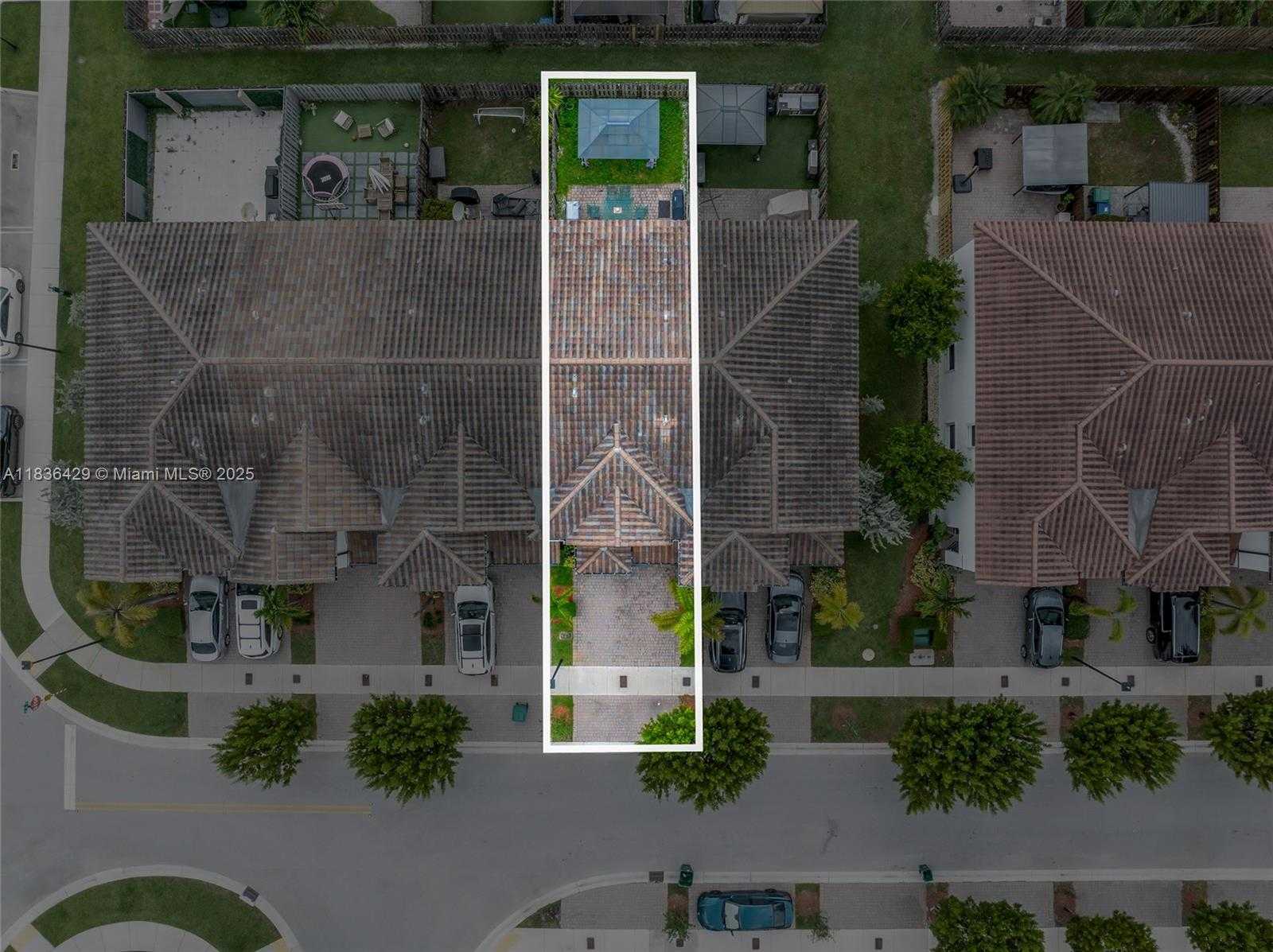 Small Image of 8877 NORTH WEST 103RD AVE, Doral Number 48