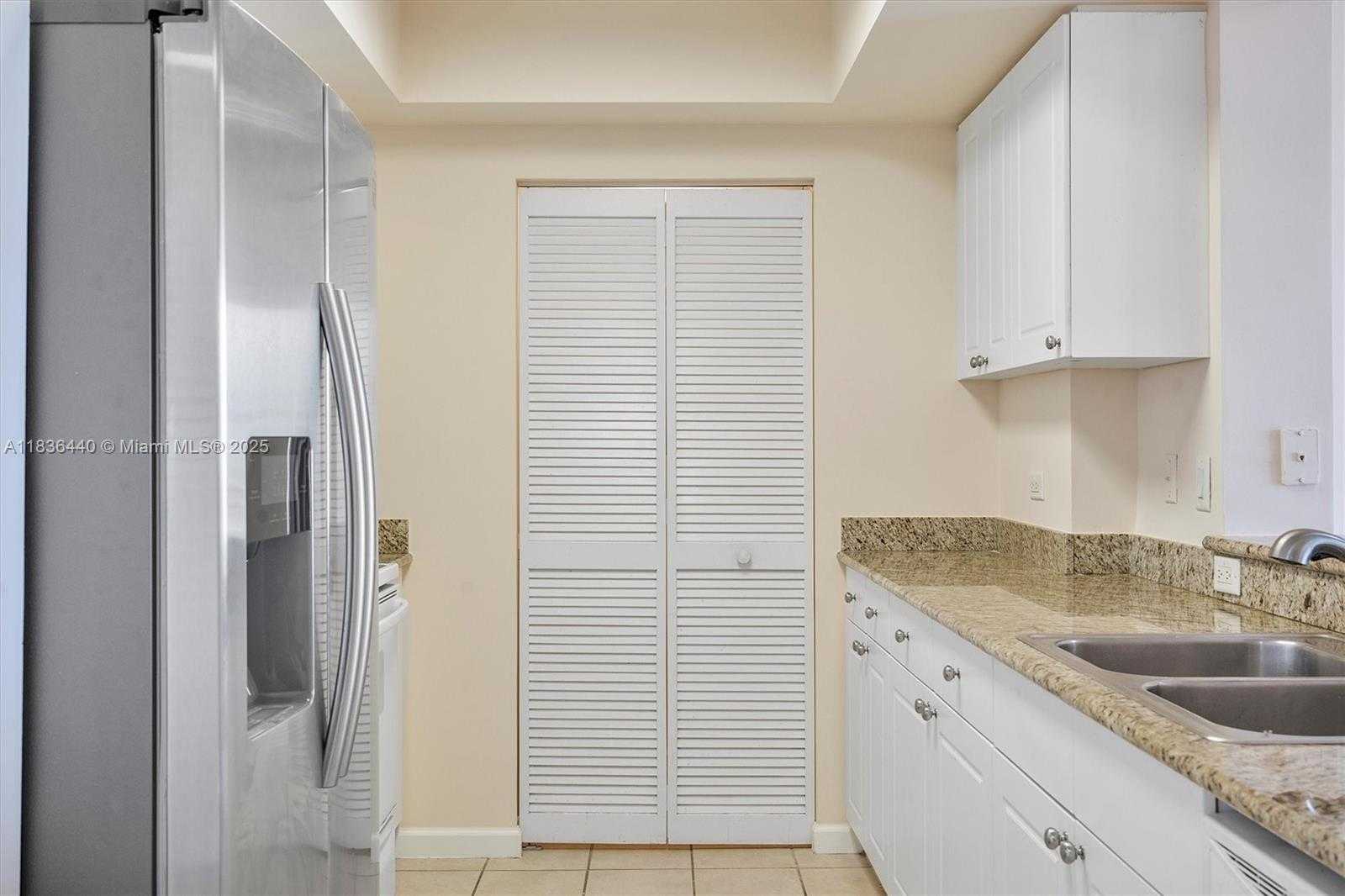 Small Image of 19501 WEST COUNTRY CLUB DR #912, Aventura Number 17