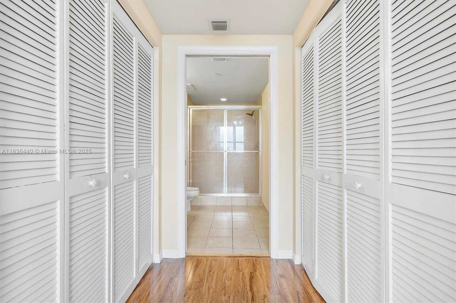 Small Image of 19501 WEST COUNTRY CLUB DR #912, Aventura Number 41