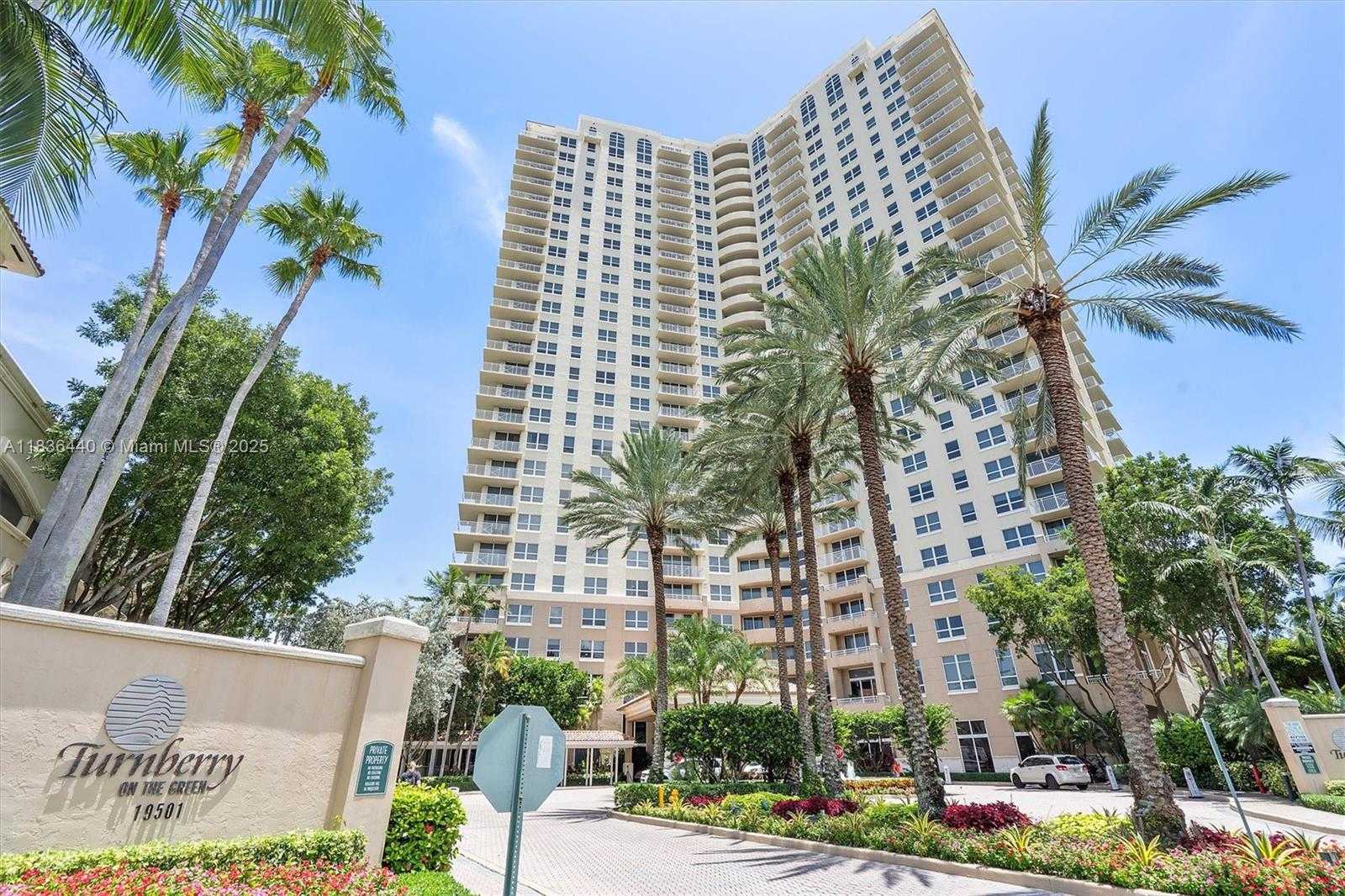 Small Image of 19501 WEST COUNTRY CLUB DR #912, Aventura Number 57