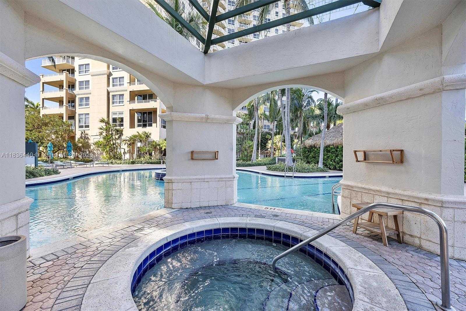 Small Image of 19501 WEST COUNTRY CLUB DR #912, Aventura Number 61