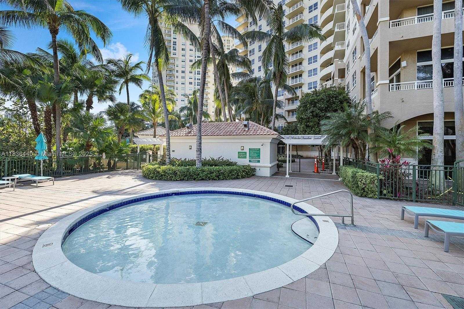 Small Image of 19501 WEST COUNTRY CLUB DR #912, Aventura Number 63