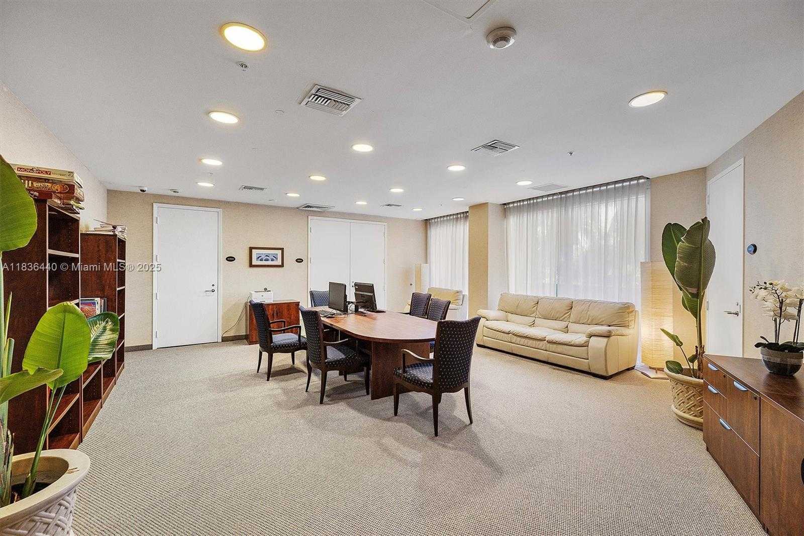Small Image of 19501 WEST COUNTRY CLUB DR #912, Aventura Number 72