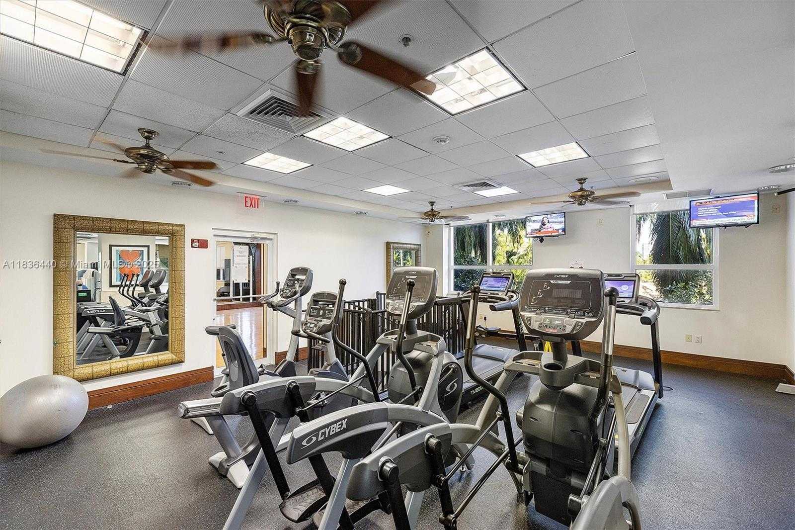 Small Image of 19501 WEST COUNTRY CLUB DR #912, Aventura Number 74