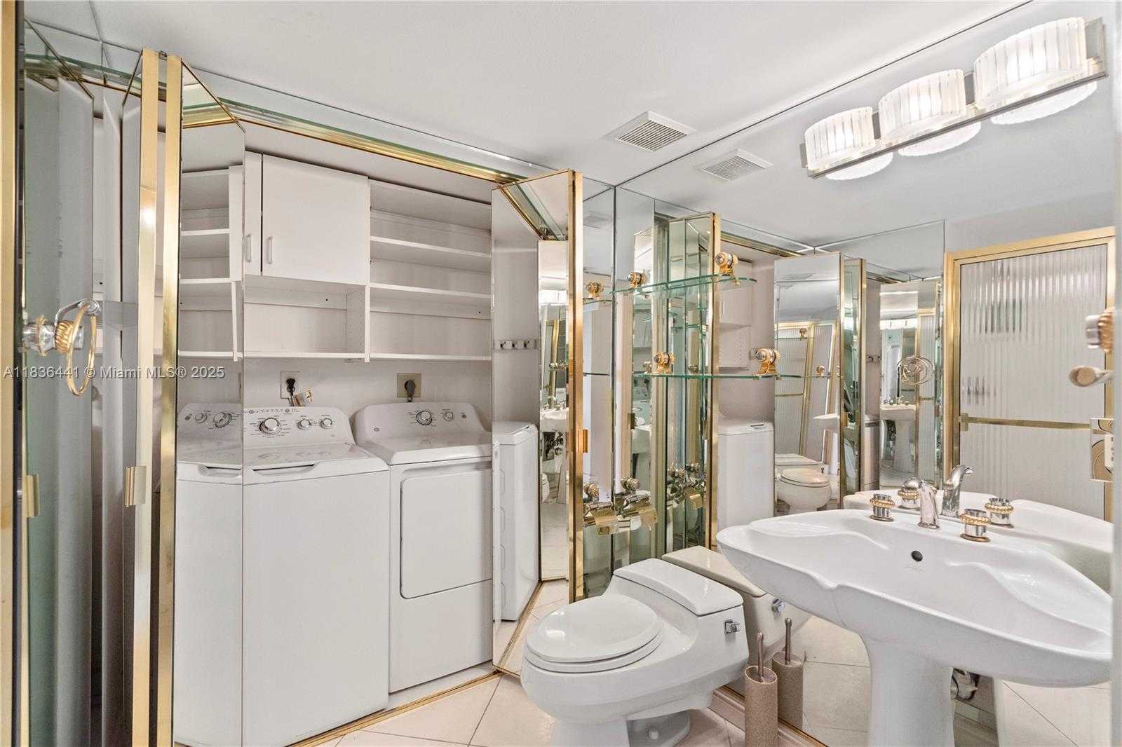 Small Image of 3500 MYSTIC POINTE DR #306, Aventura Number 16