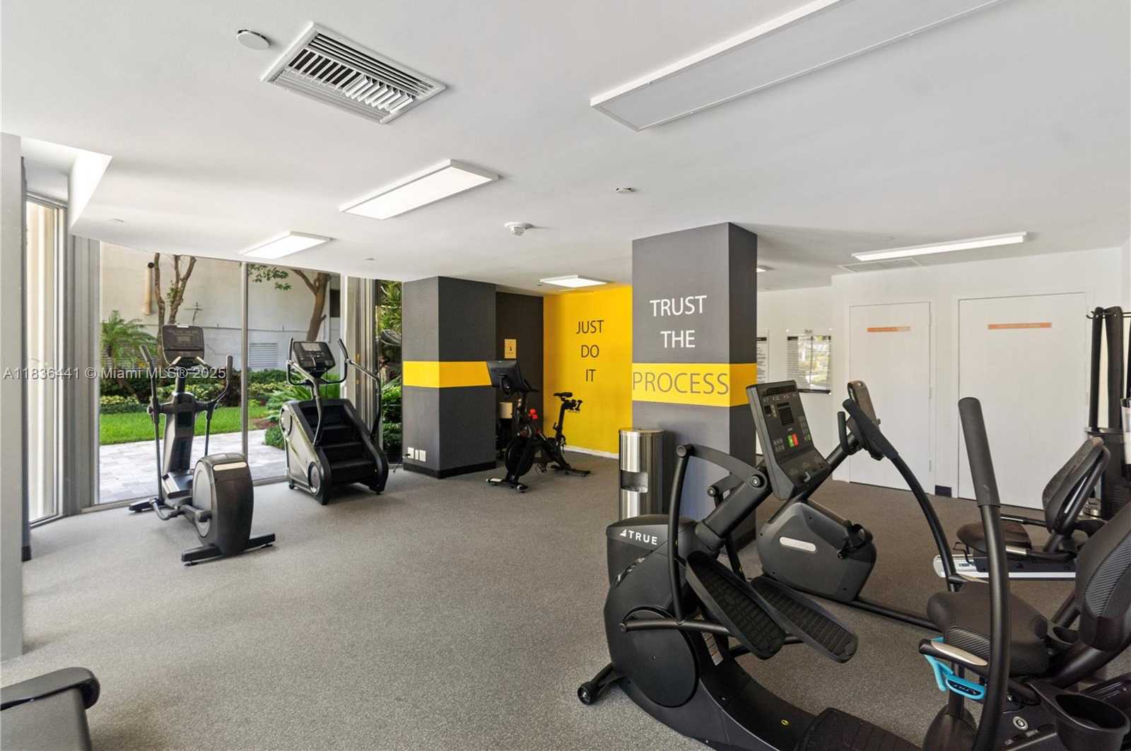 Small Image of 3500 MYSTIC POINTE DR #306, Aventura Number 34