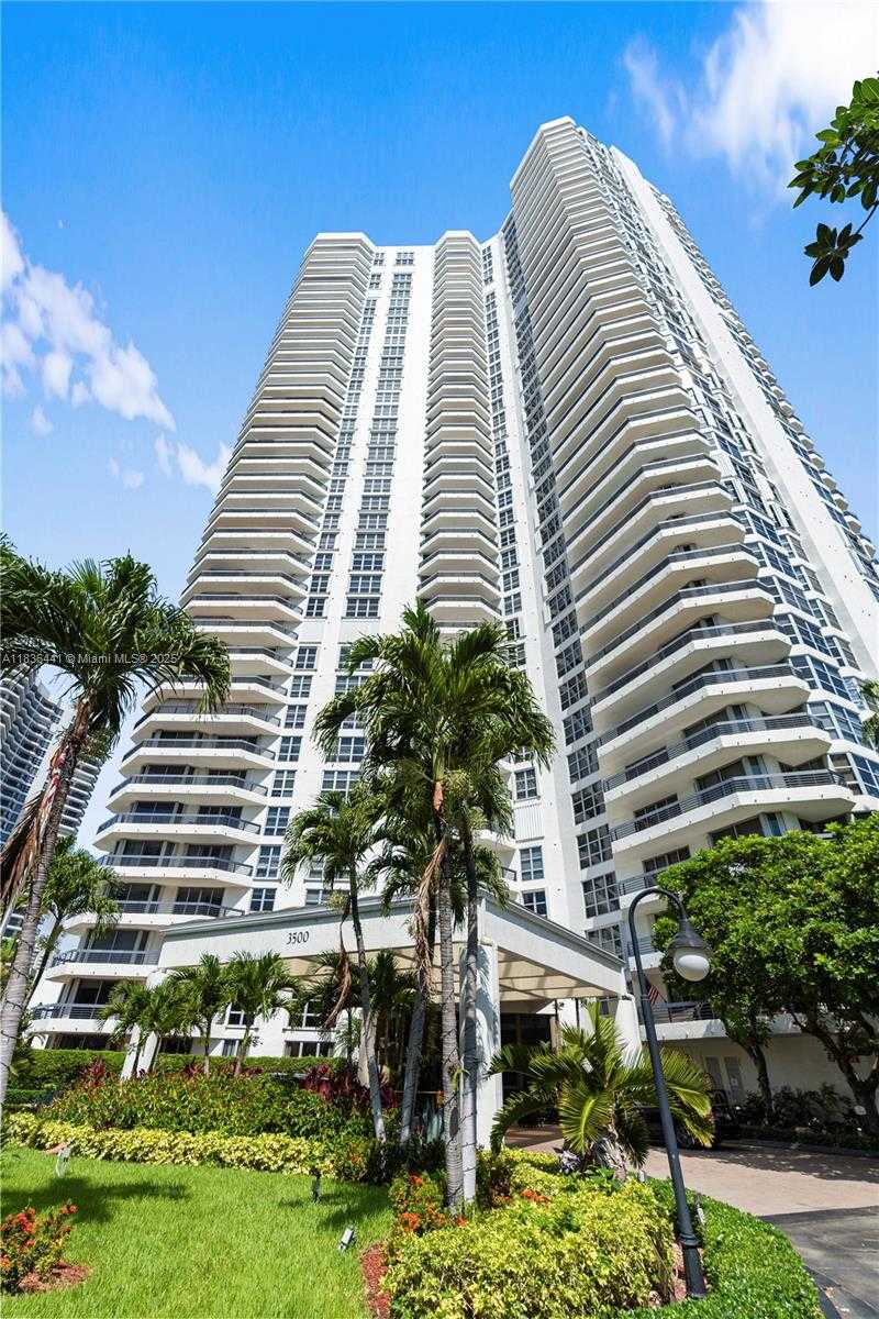 Small Image of 3500 MYSTIC POINTE DR #306, Aventura Number 55