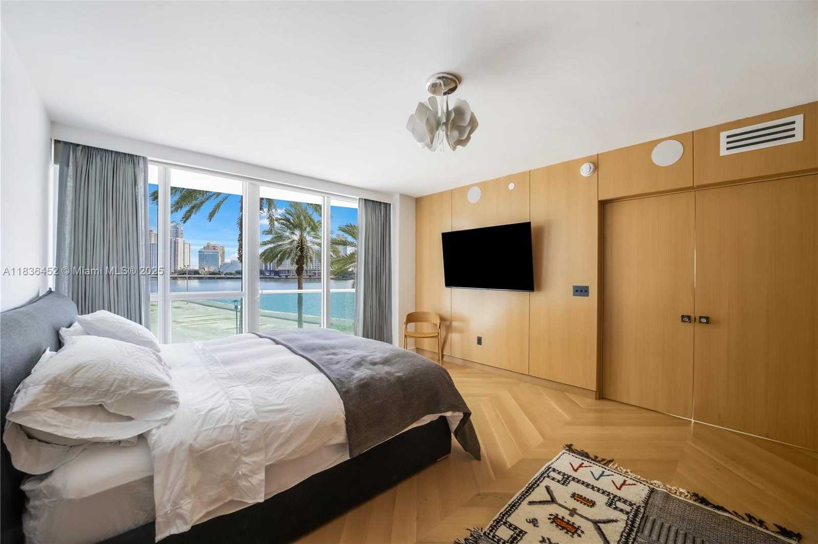 Small Image of 1331 BRICKELL BAY DR #BL-21, Miami Number 18