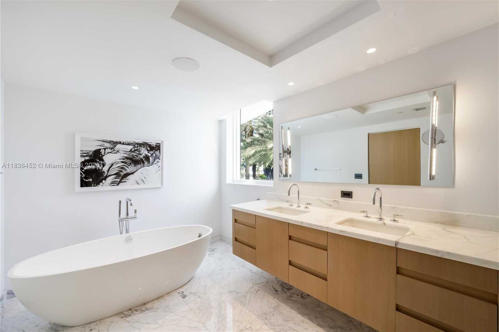 Small Image of 1331 BRICKELL BAY DR #BL-21, Miami Number 28