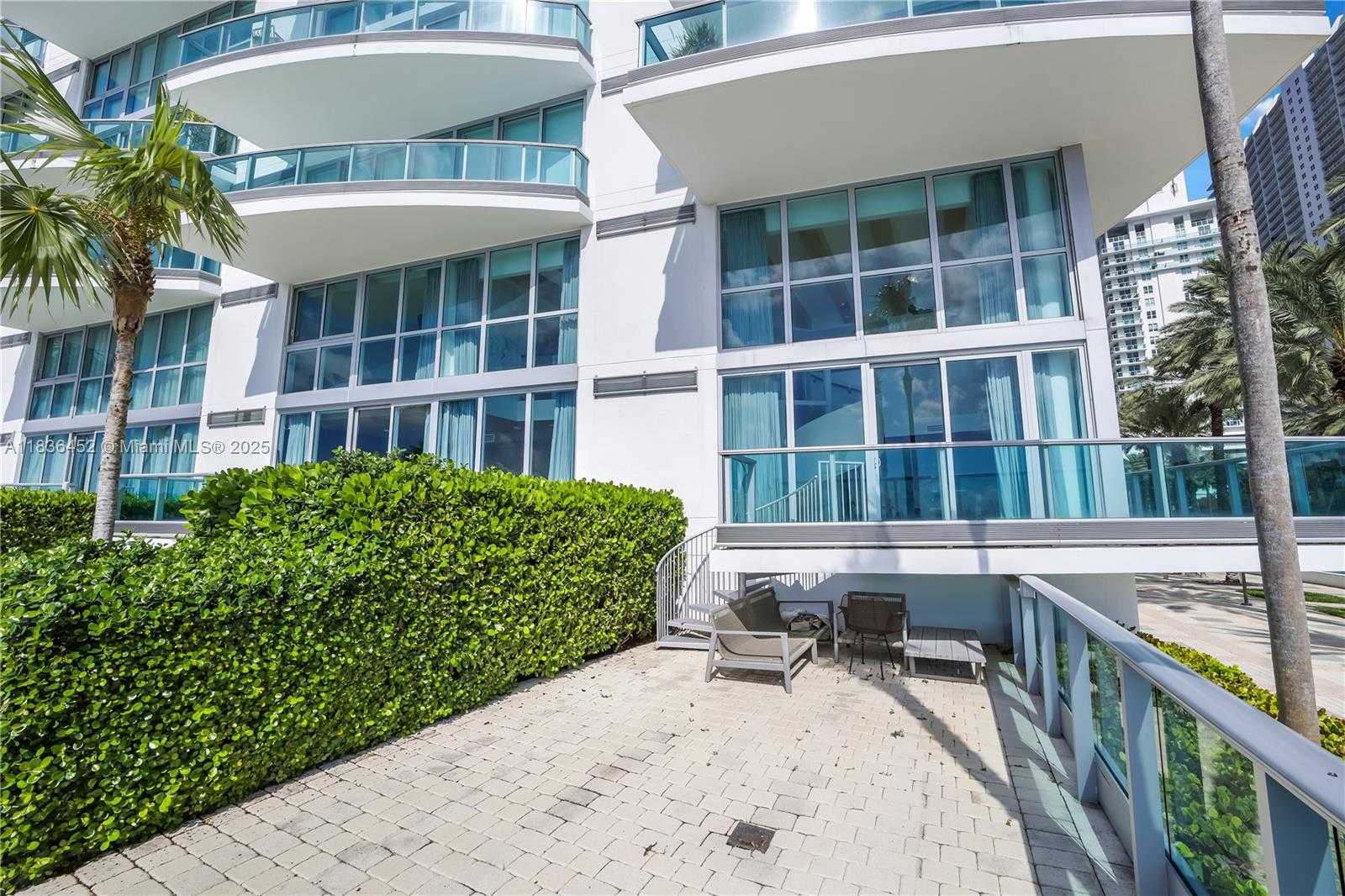 Small Image of 1331 BRICKELL BAY DR #BL-21, Miami Number 35
