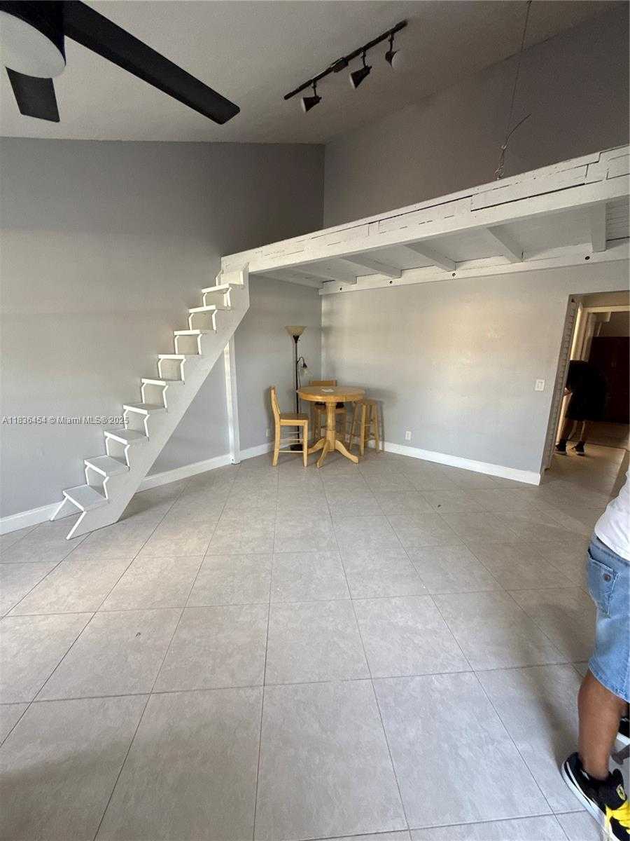 Small Image of 2031 SOUTH WEST 81ST WAY, Davie Number 23