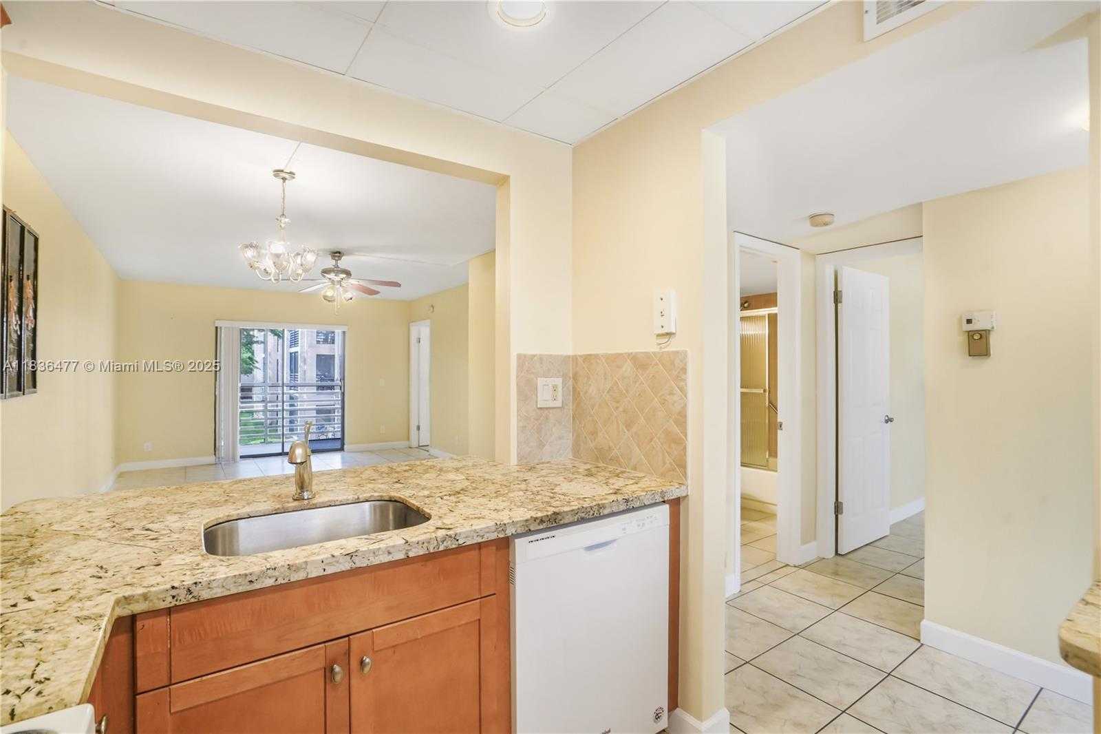 Small Image of 10332 SUNRISE LAKES BLVD #206, Sunrise Number 17