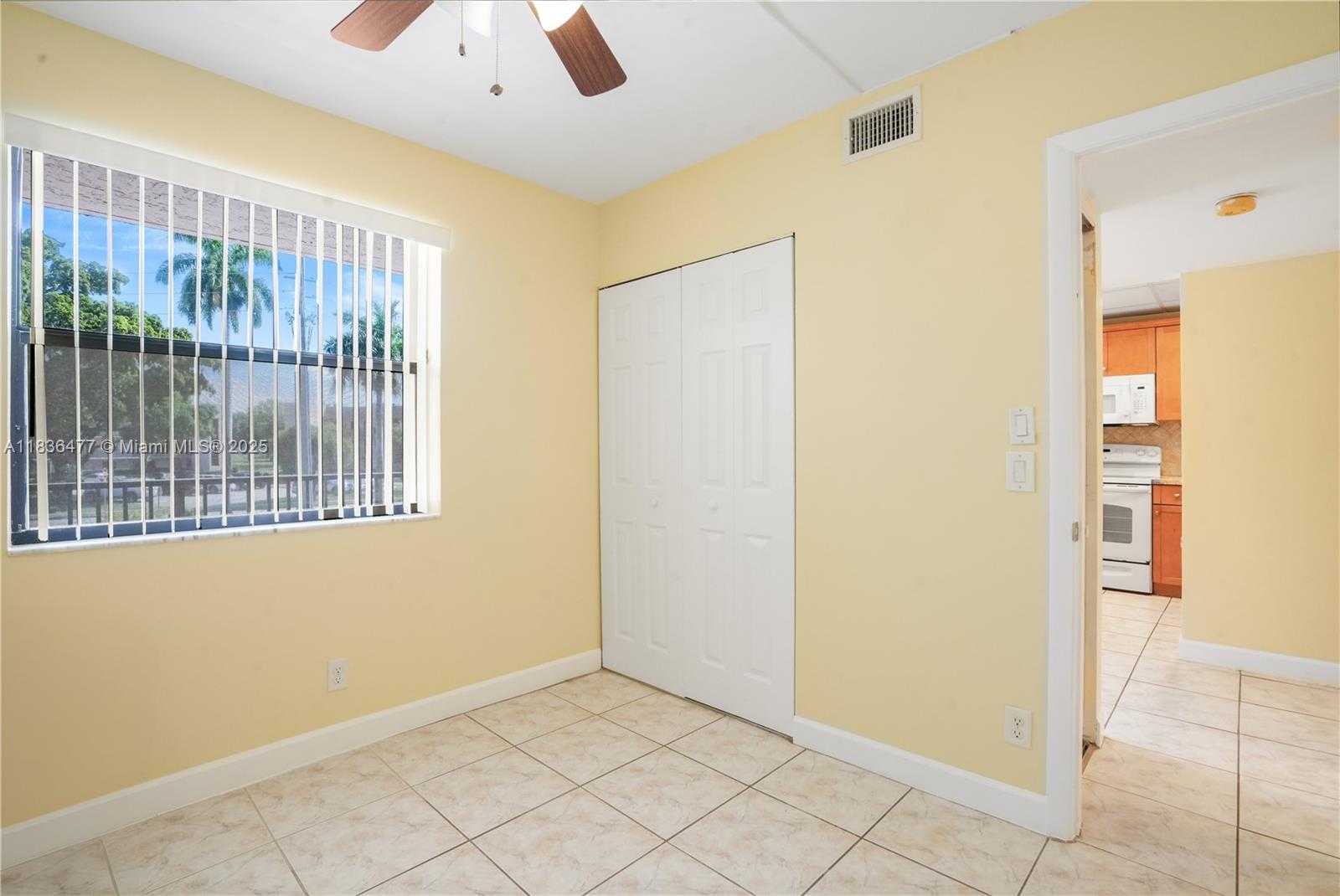 Small Image of 10332 SUNRISE LAKES BLVD #206, Sunrise Number 20