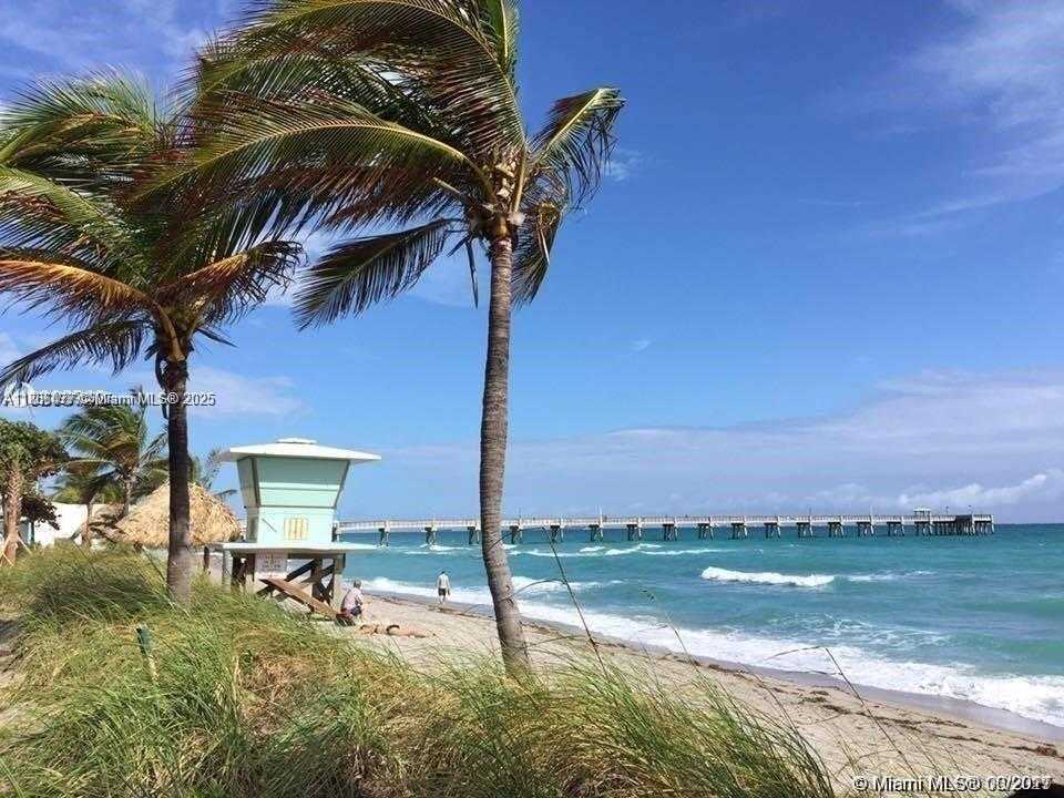 Small Image of 10332 SUNRISE LAKES BLVD #206, Sunrise Number 41