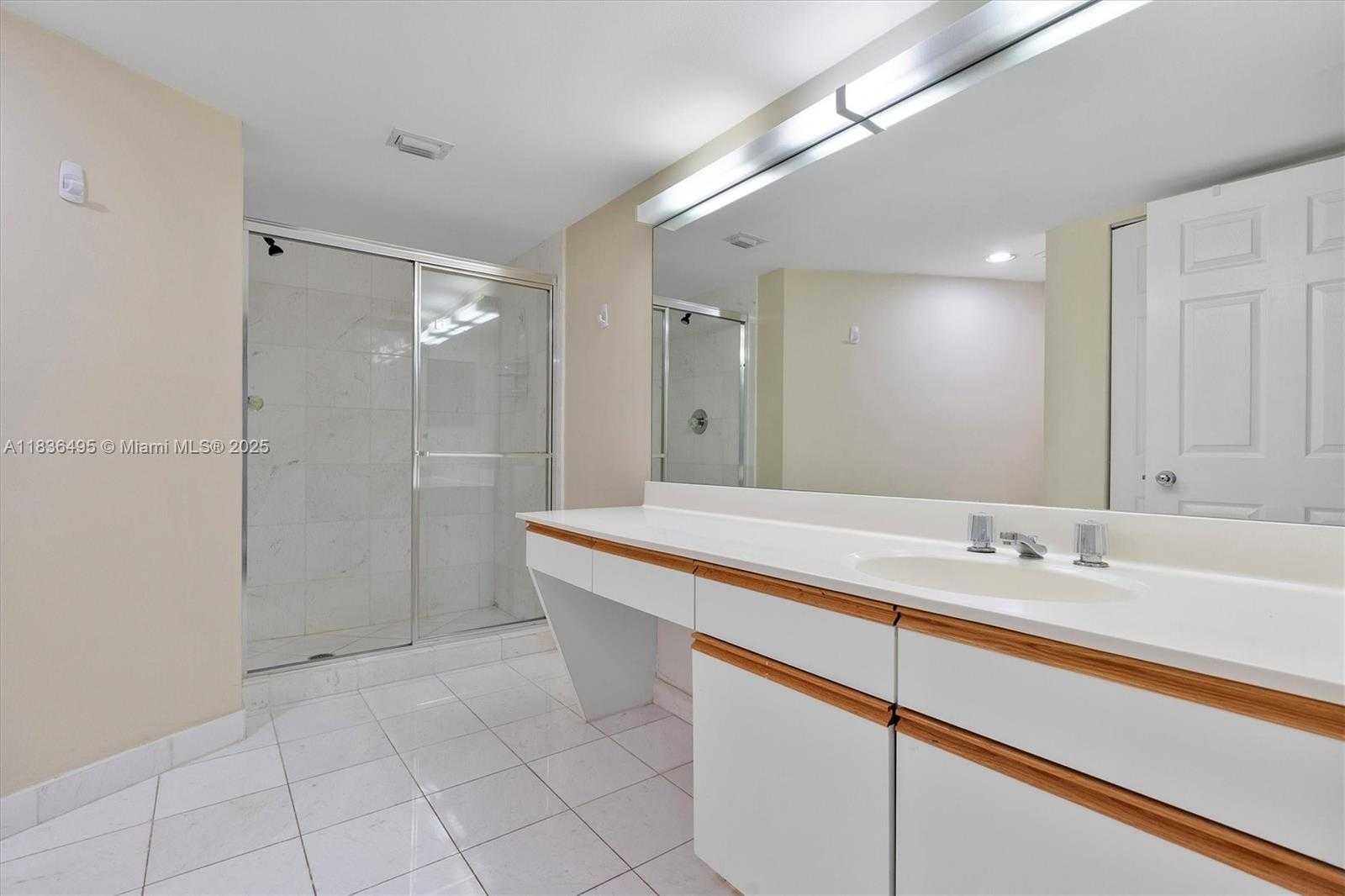 Small Image of 3530 MYSTIC POINTE DR #808, Aventura Number 23