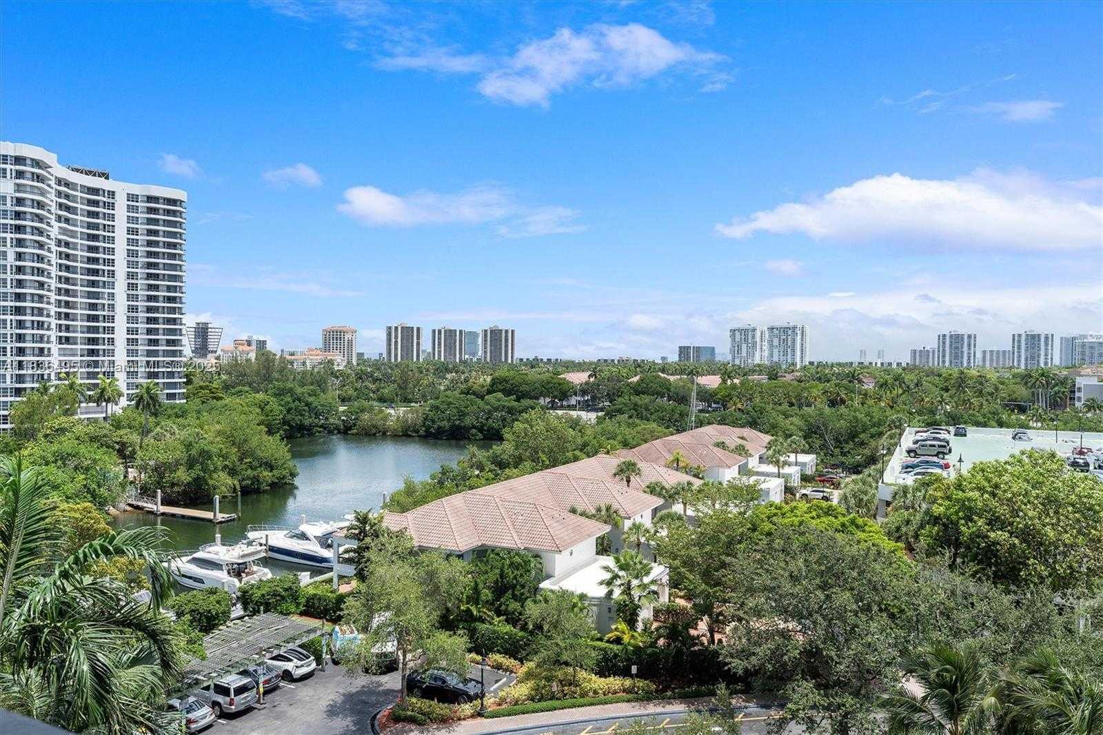 Small Image of 3530 MYSTIC POINTE DR #808, Aventura Number 28
