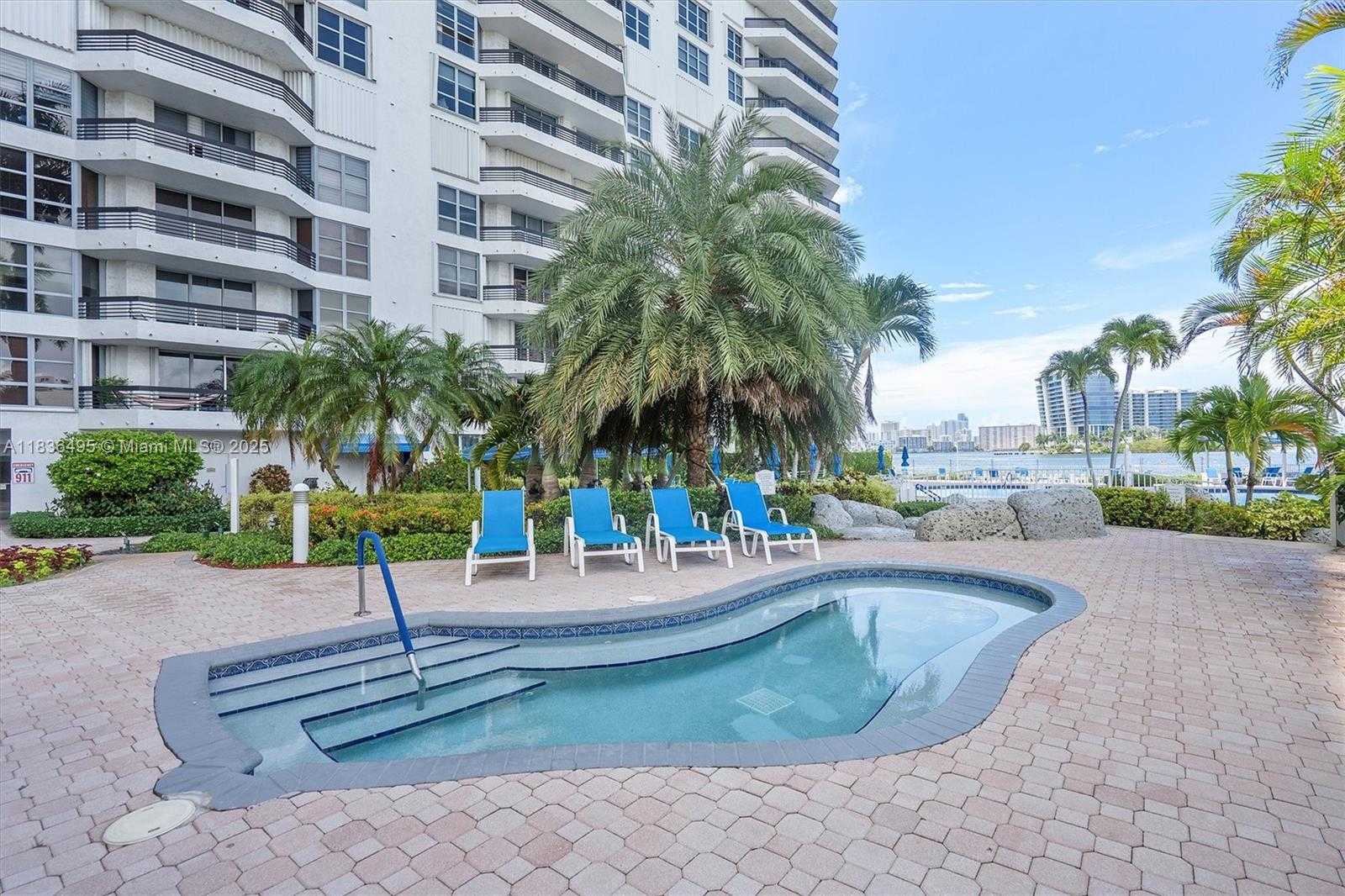 Small Image of 3530 MYSTIC POINTE DR #808, Aventura Number 32