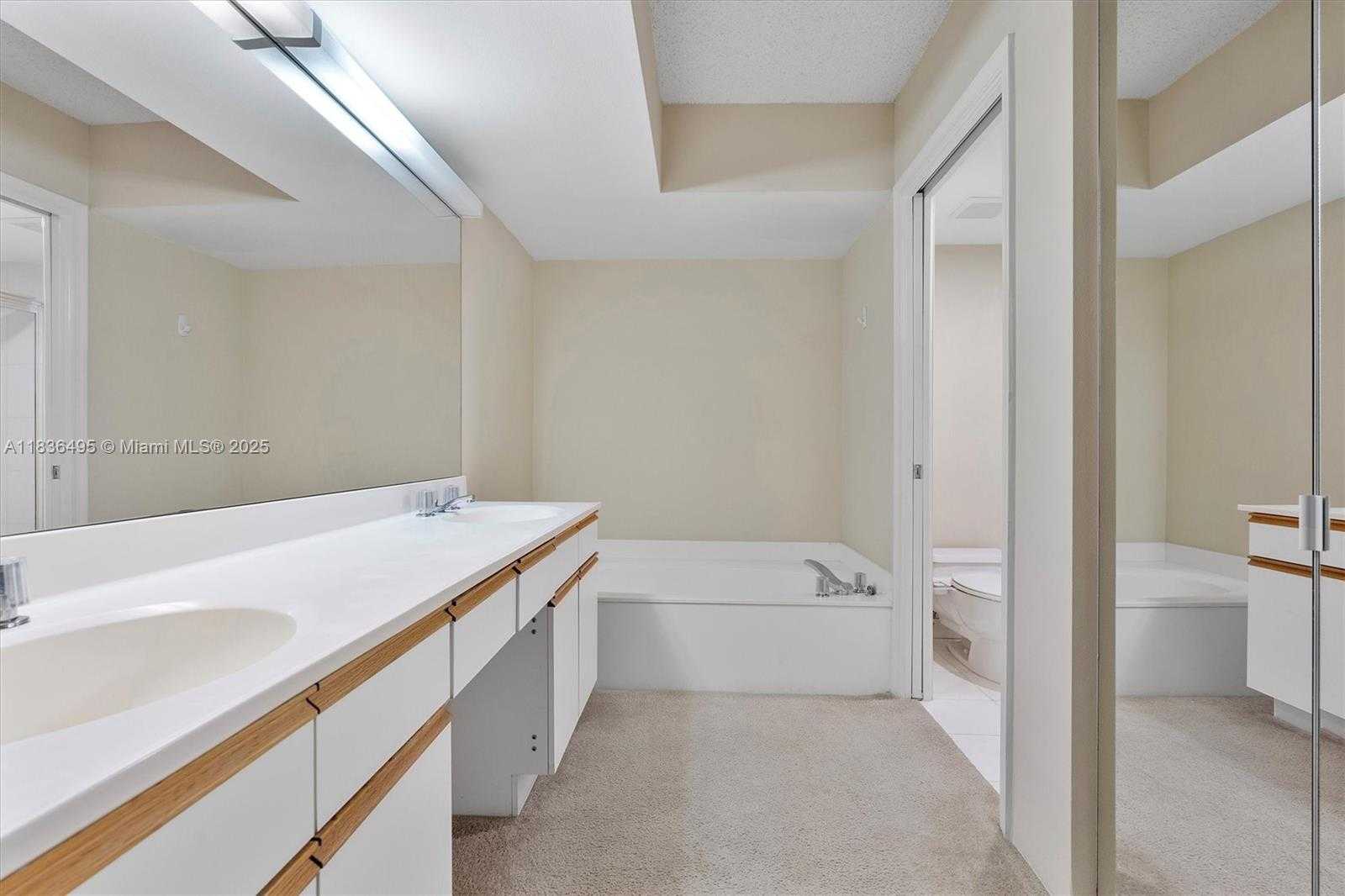 Small Image of 3530 MYSTIC POINTE DR #808, Aventura Number 8