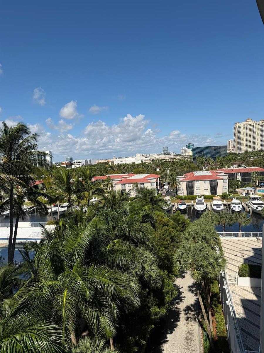 Small Image of 3131 NORTH EAST 188TH ST #1-808, Aventura Number 70