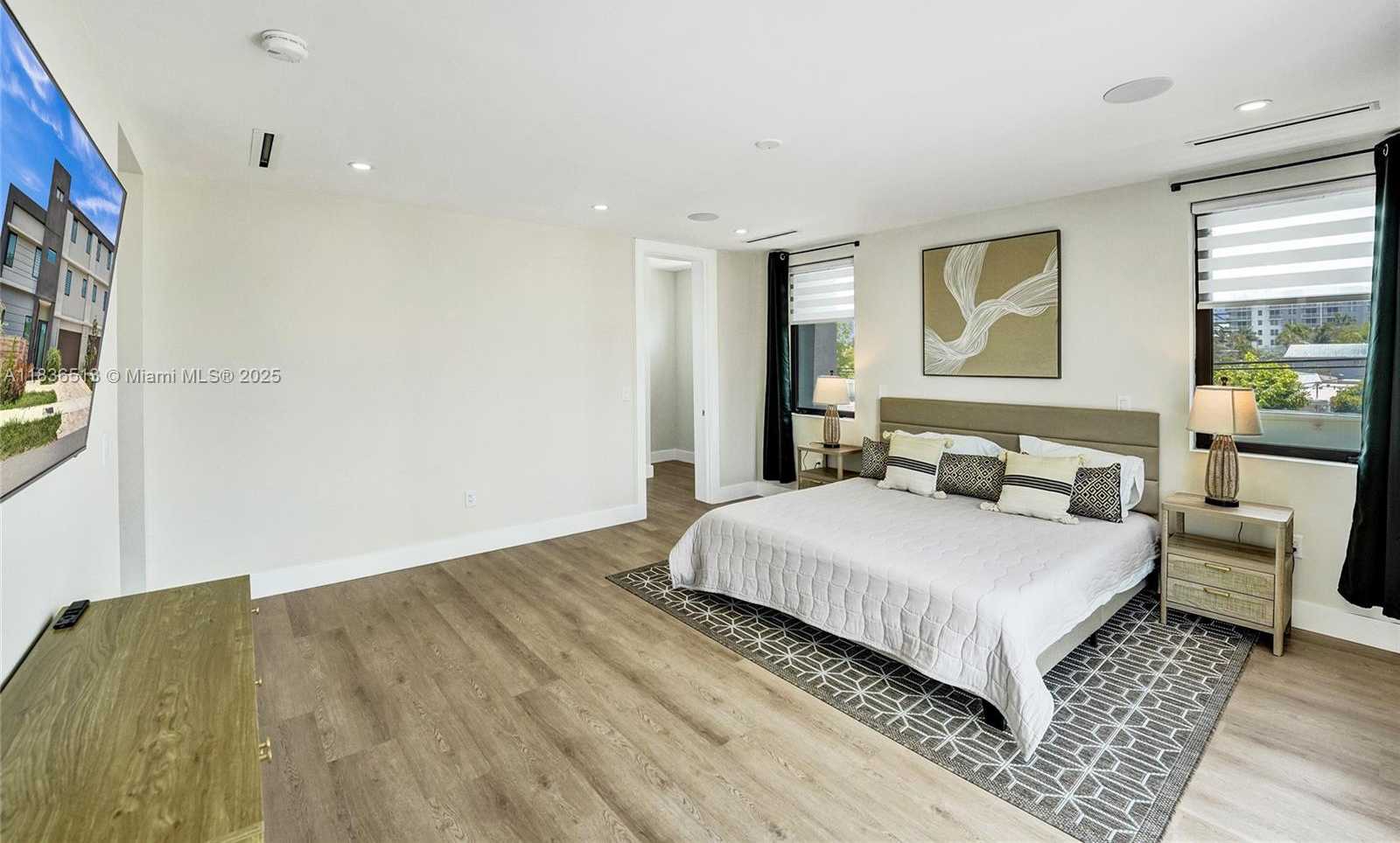 Small Image of 1617 NORTH EAST 11TH ST #1, Fort Lauderdale Number 51