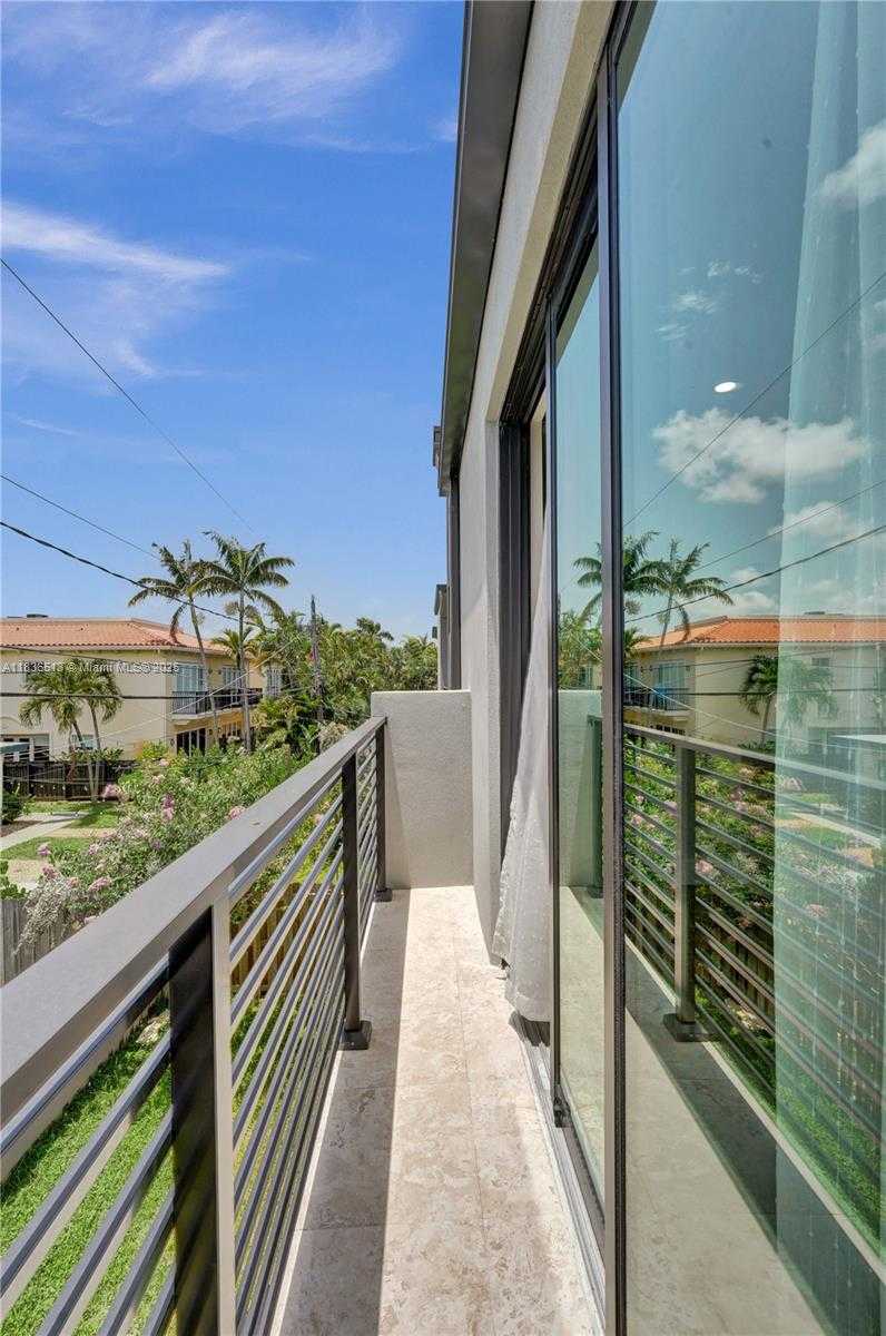 Small Image of 1617 NORTH EAST 11TH ST #1, Fort Lauderdale Number 55