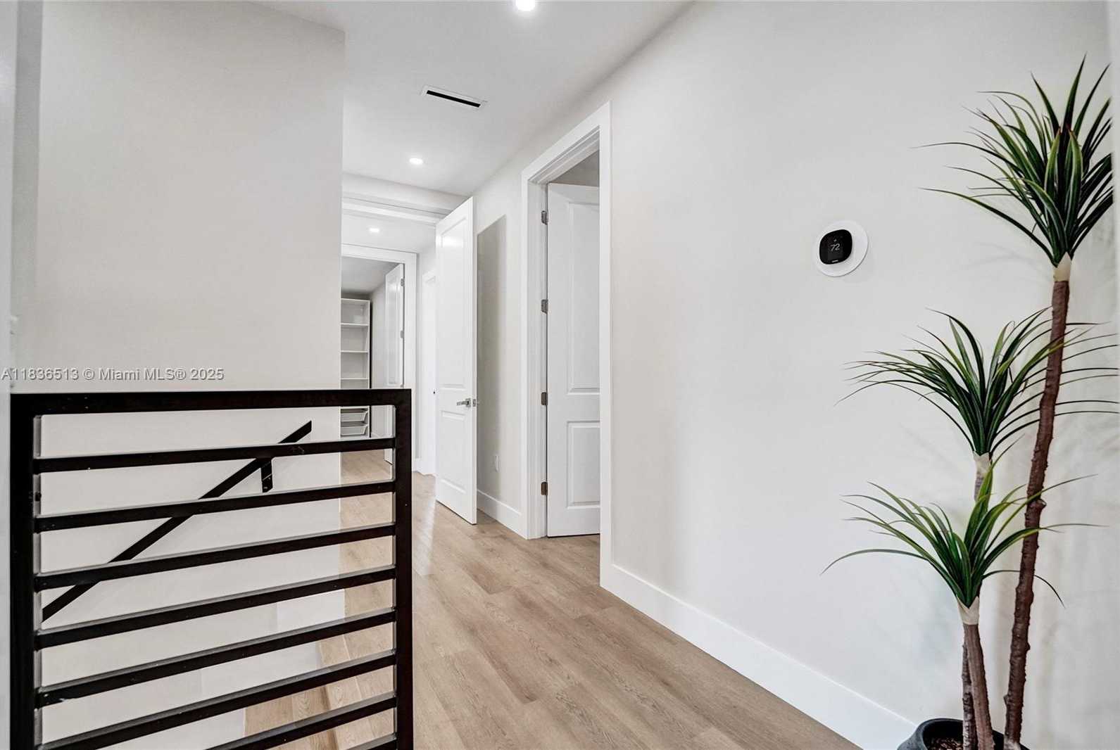 Small Image of 1617 NORTH EAST 11TH ST #1, Fort Lauderdale Number 77