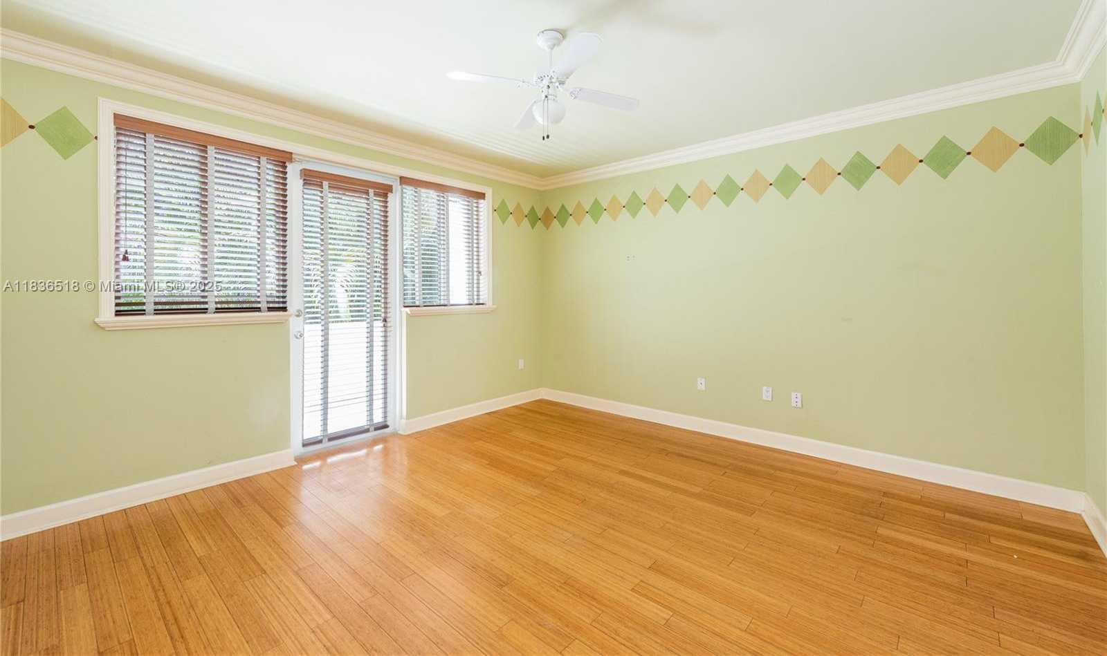 Small Image of 602 MALAGA AVE #B, Coral Gables Number 14