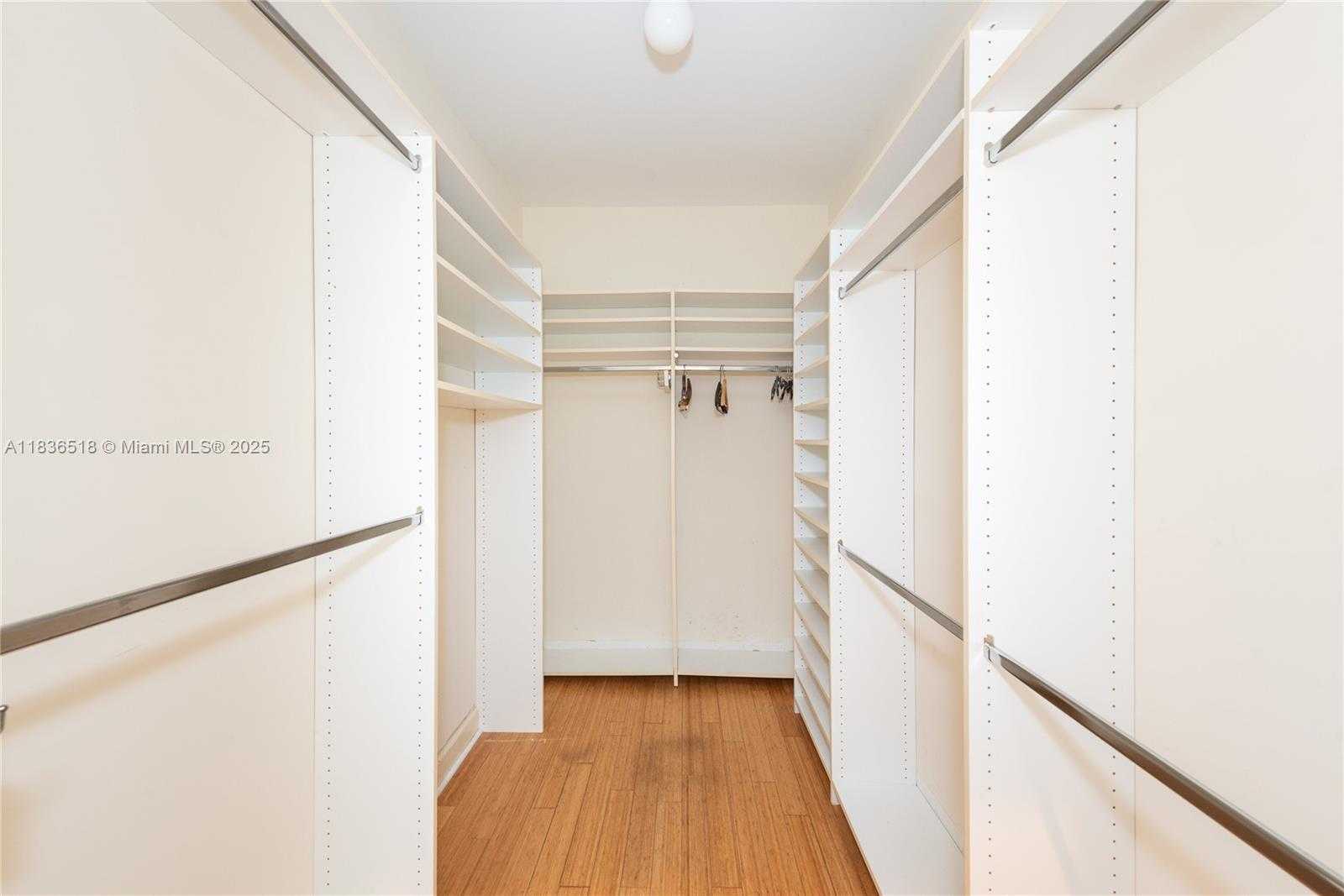 Small Image of 602 MALAGA AVE #B, Coral Gables Number 15