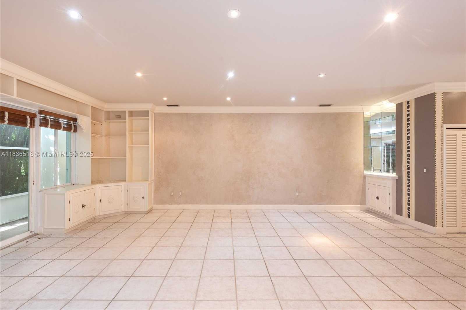 Small Image of 602 MALAGA AVE #B, Coral Gables Number 8