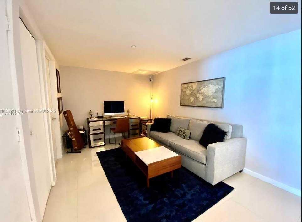 Small Image of 495 BRICKELL AVE #1205, Miami Number 11