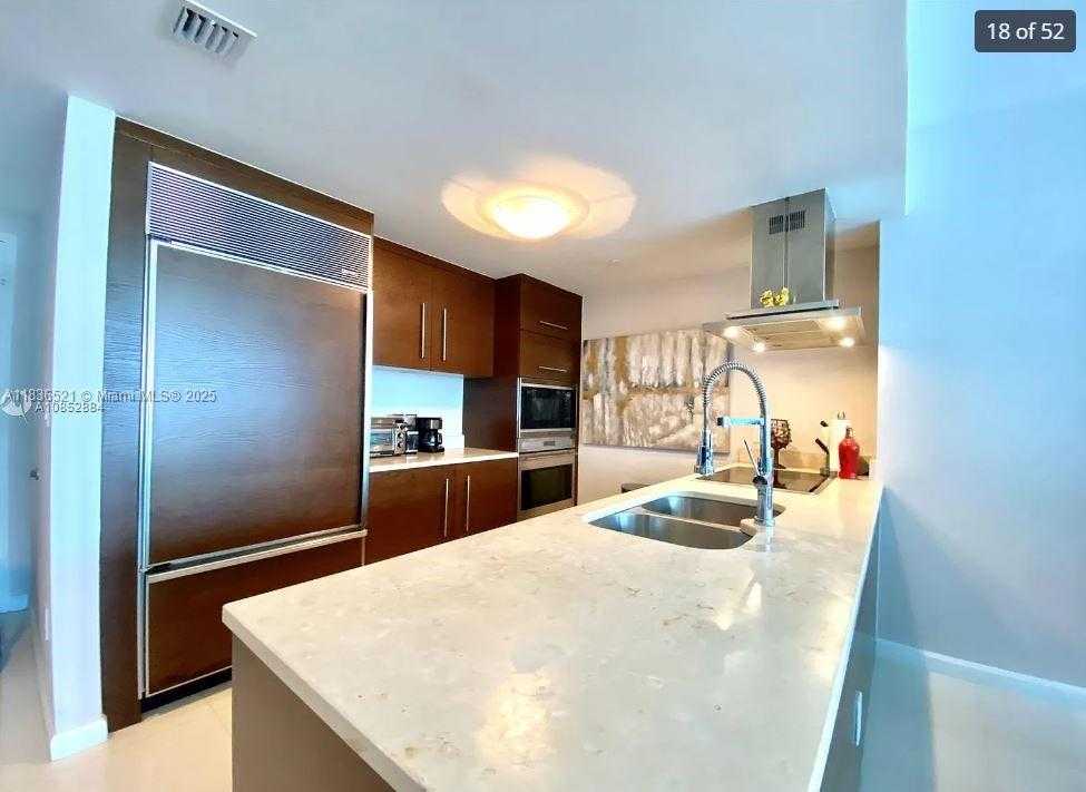 Small Image of 495 BRICKELL AVE #1205, Miami Number 14
