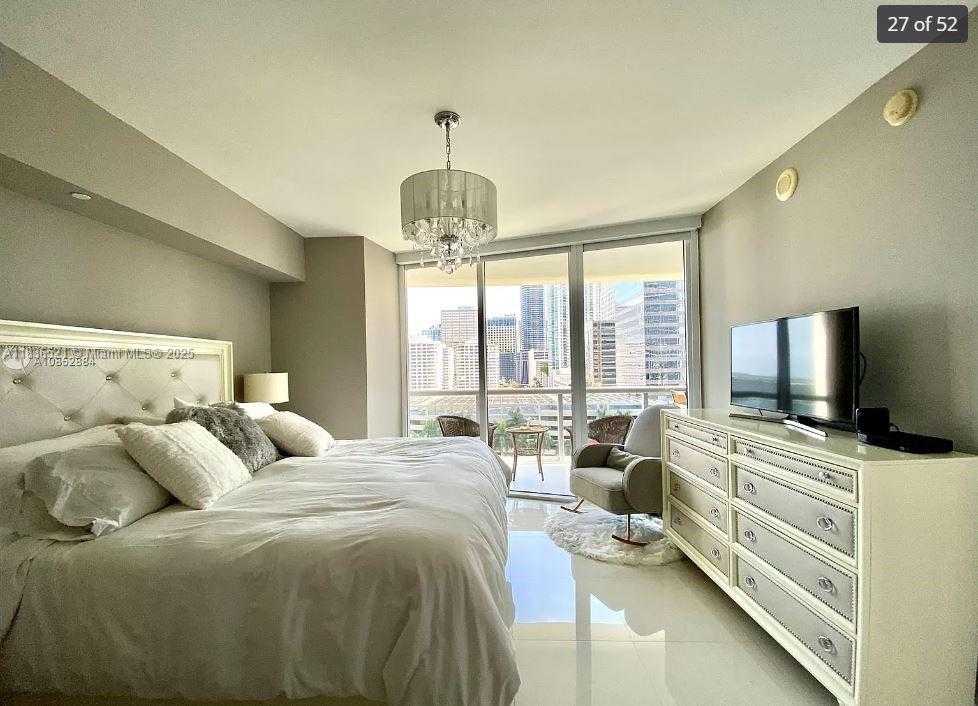 Small Image of 495 BRICKELL AVE #1205, Miami Number 21