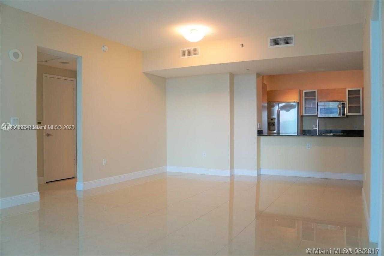 Small Image of 951 BRICKELL AVE #2405, Miami Number 11