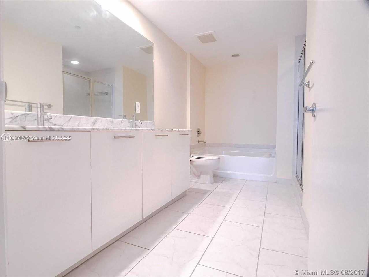 Small Image of 951 BRICKELL AVE #2405, Miami Number 21