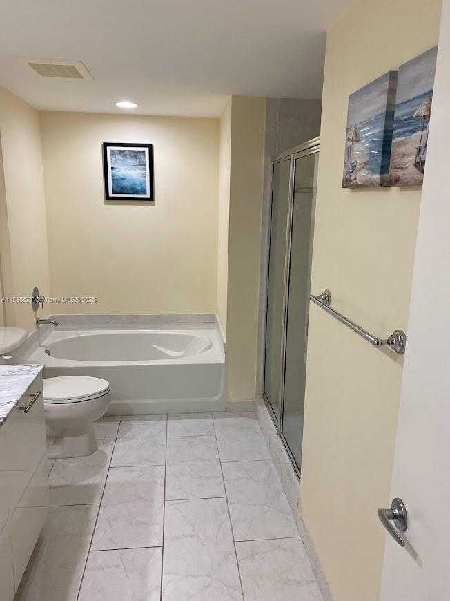 Small Image of 951 BRICKELL AVE #2405, Miami Number 22