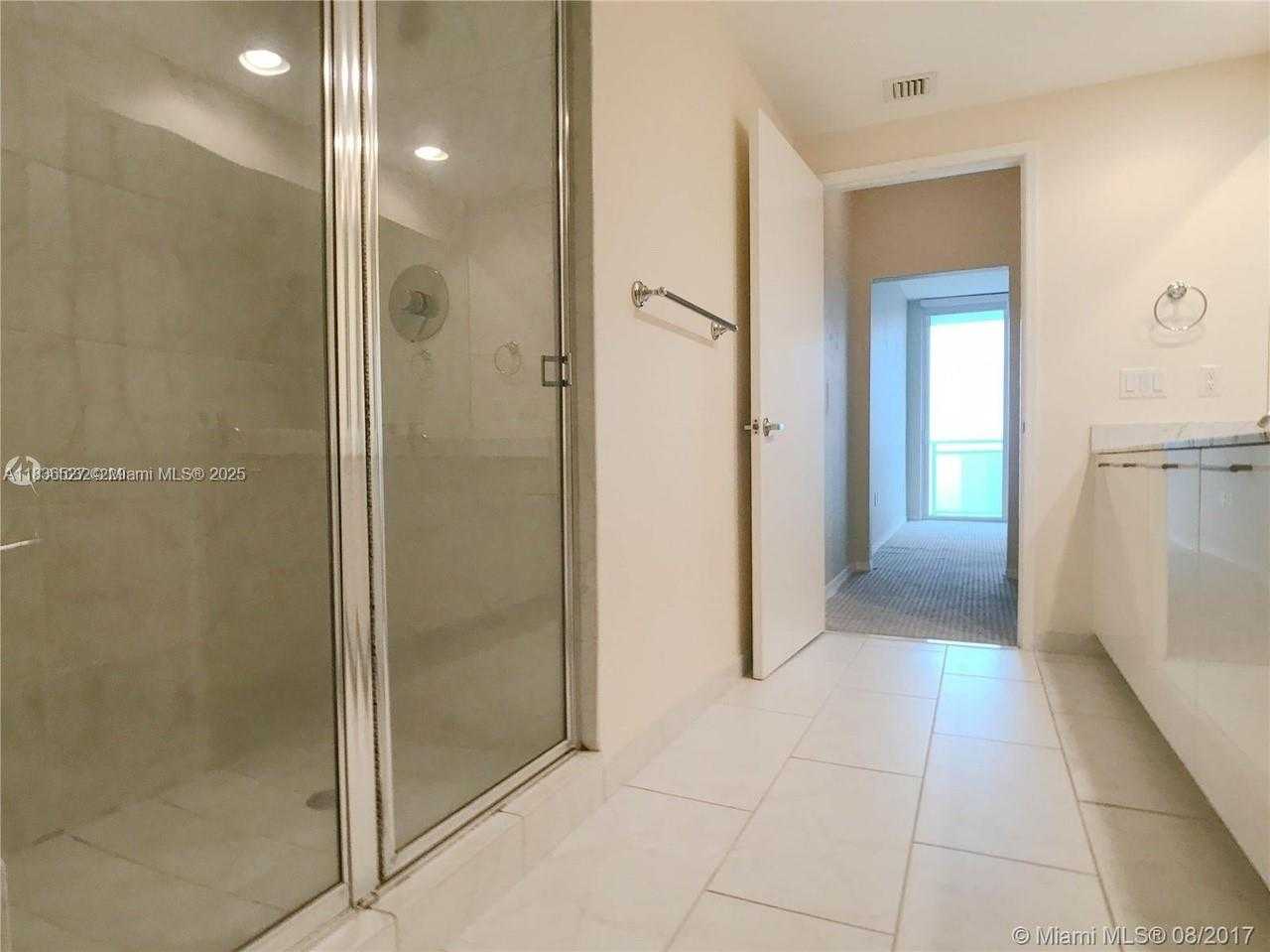 Small Image of 951 BRICKELL AVE #2405, Miami Number 24