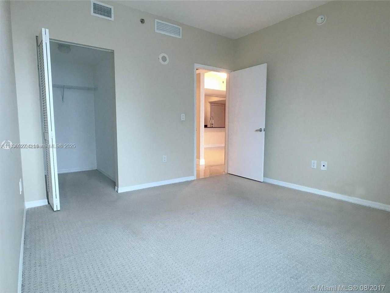 Small Image of 951 BRICKELL AVE #2405, Miami Number 26