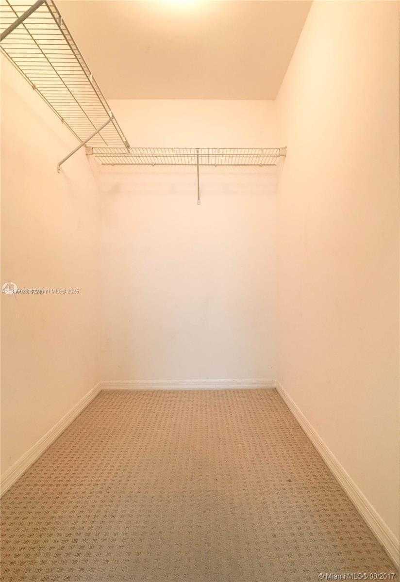 Small Image of 951 BRICKELL AVE #2405, Miami Number 27