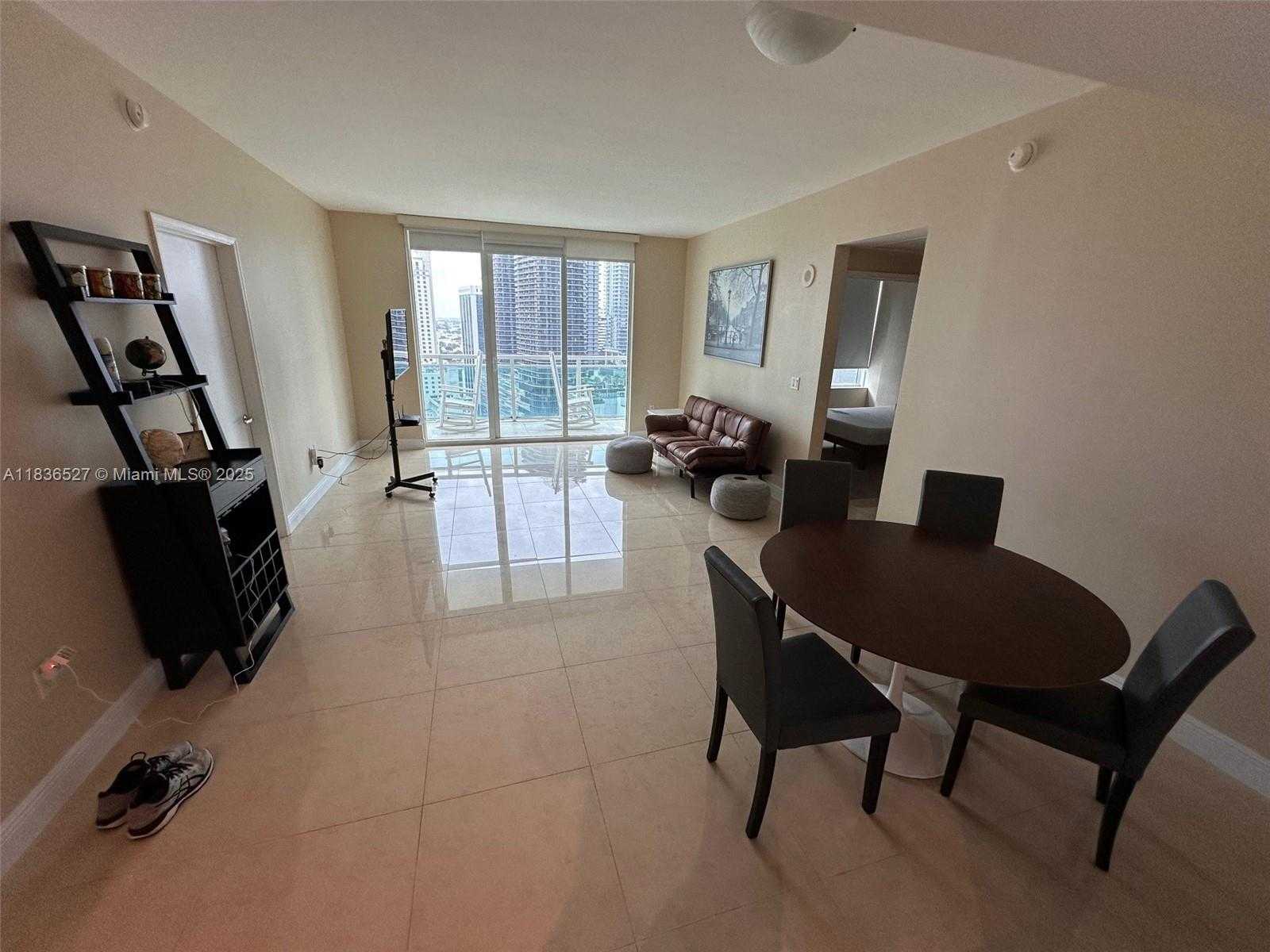 Small Image of 951 BRICKELL AVE #2405, Miami Number 6