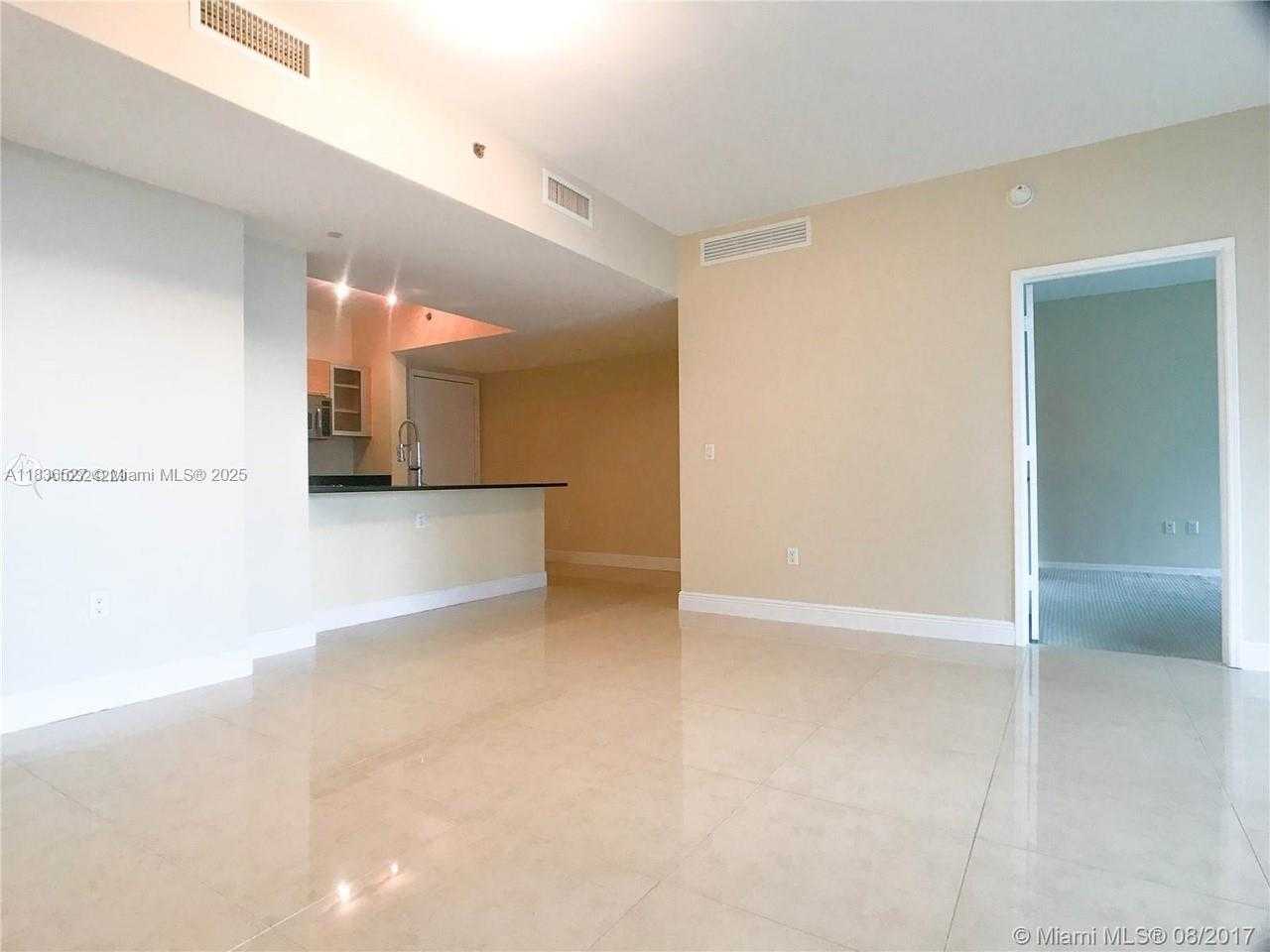 Small Image of 951 BRICKELL AVE #2405, Miami Number 7