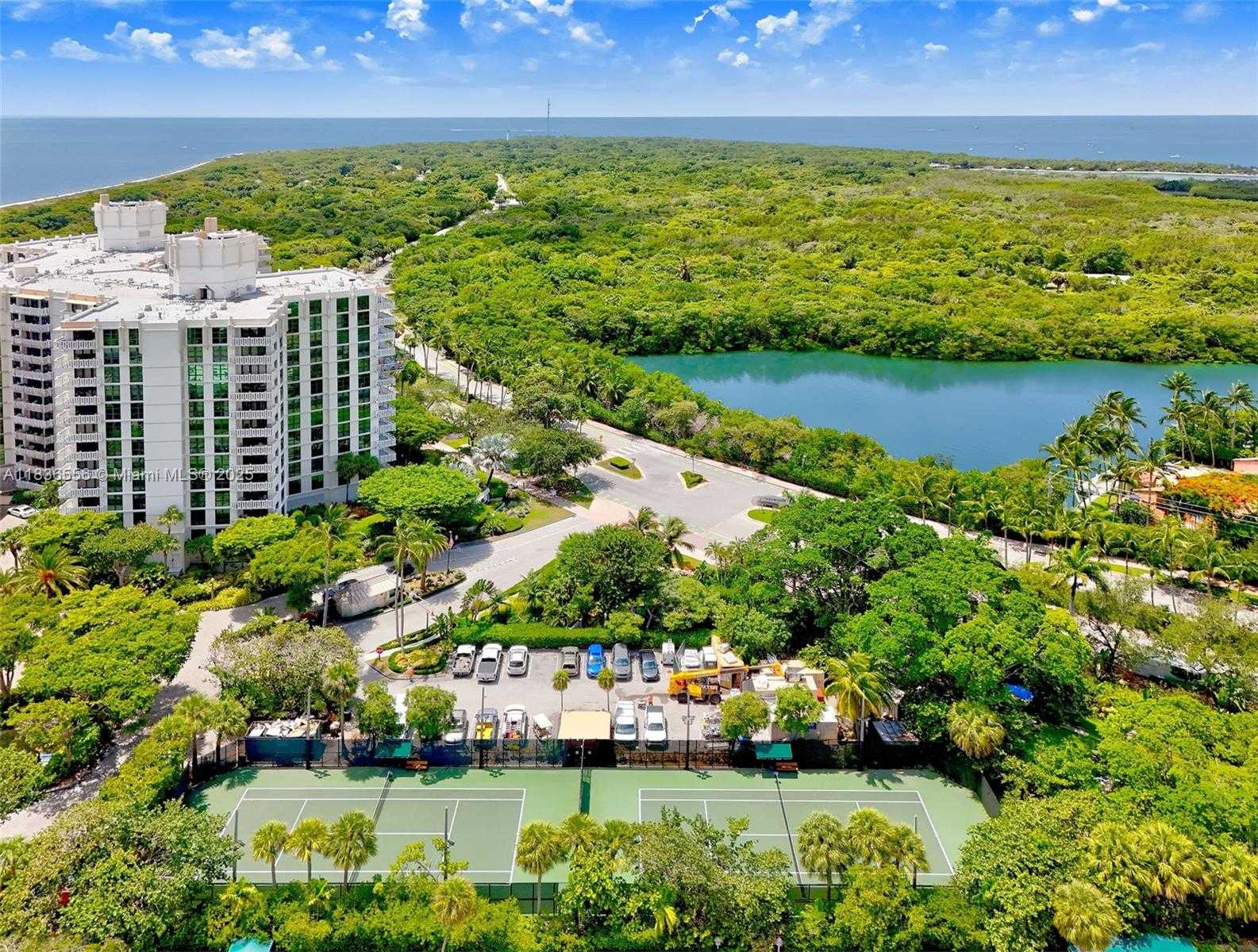 Small Image of 1121 CRANDON BLVD #E708, Key Biscayne Number 17