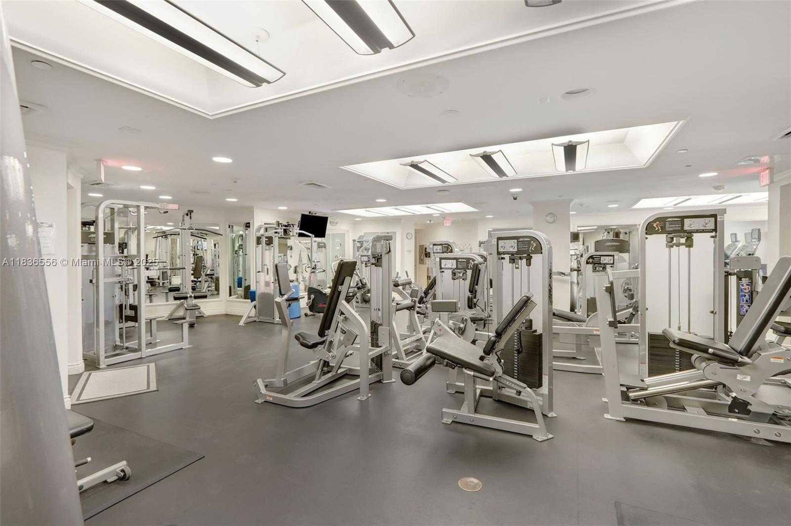 Small Image of 1121 CRANDON BLVD #E708, Key Biscayne Number 25