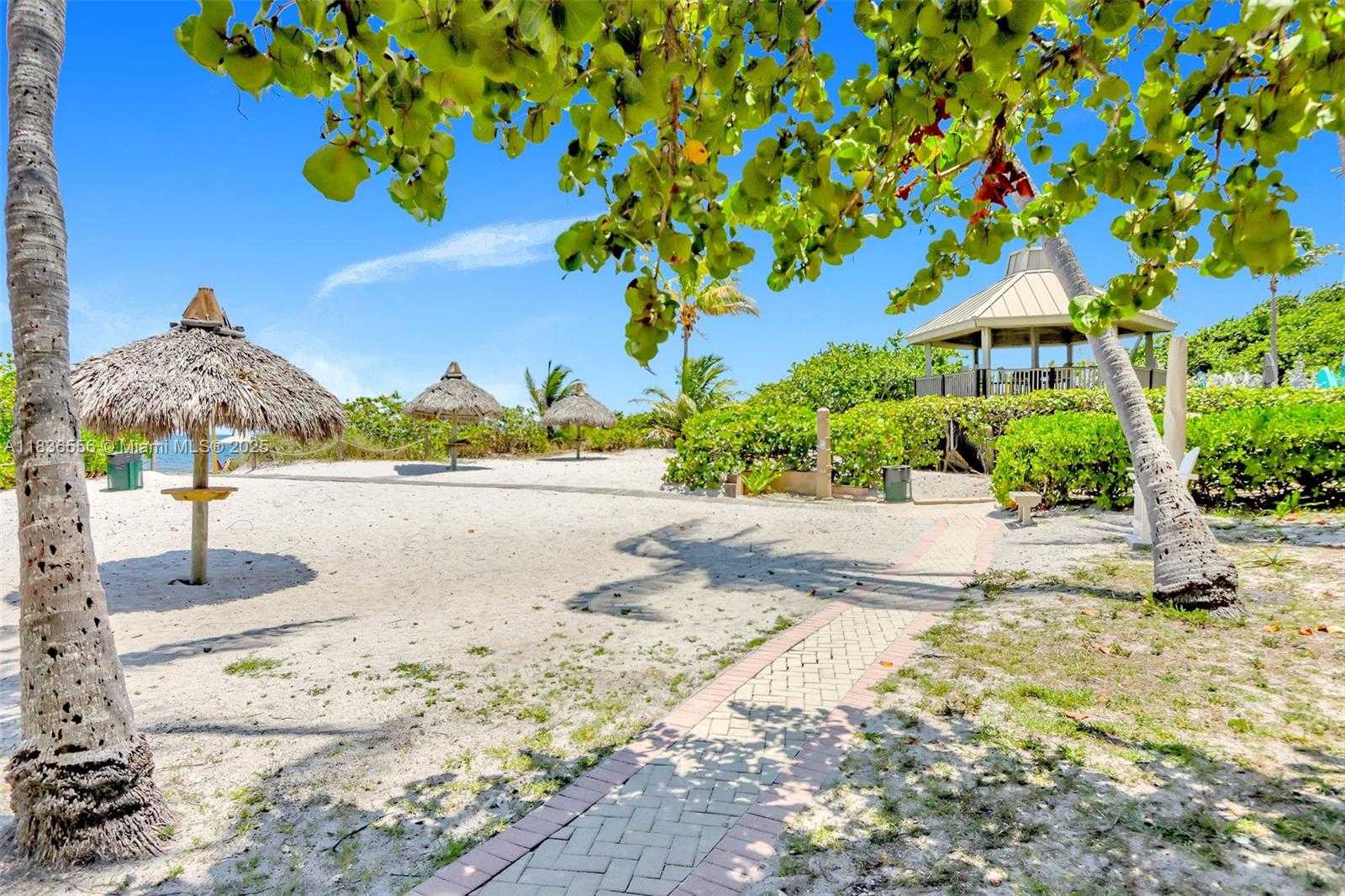 Small Image of 1121 CRANDON BLVD #E708, Key Biscayne Number 35