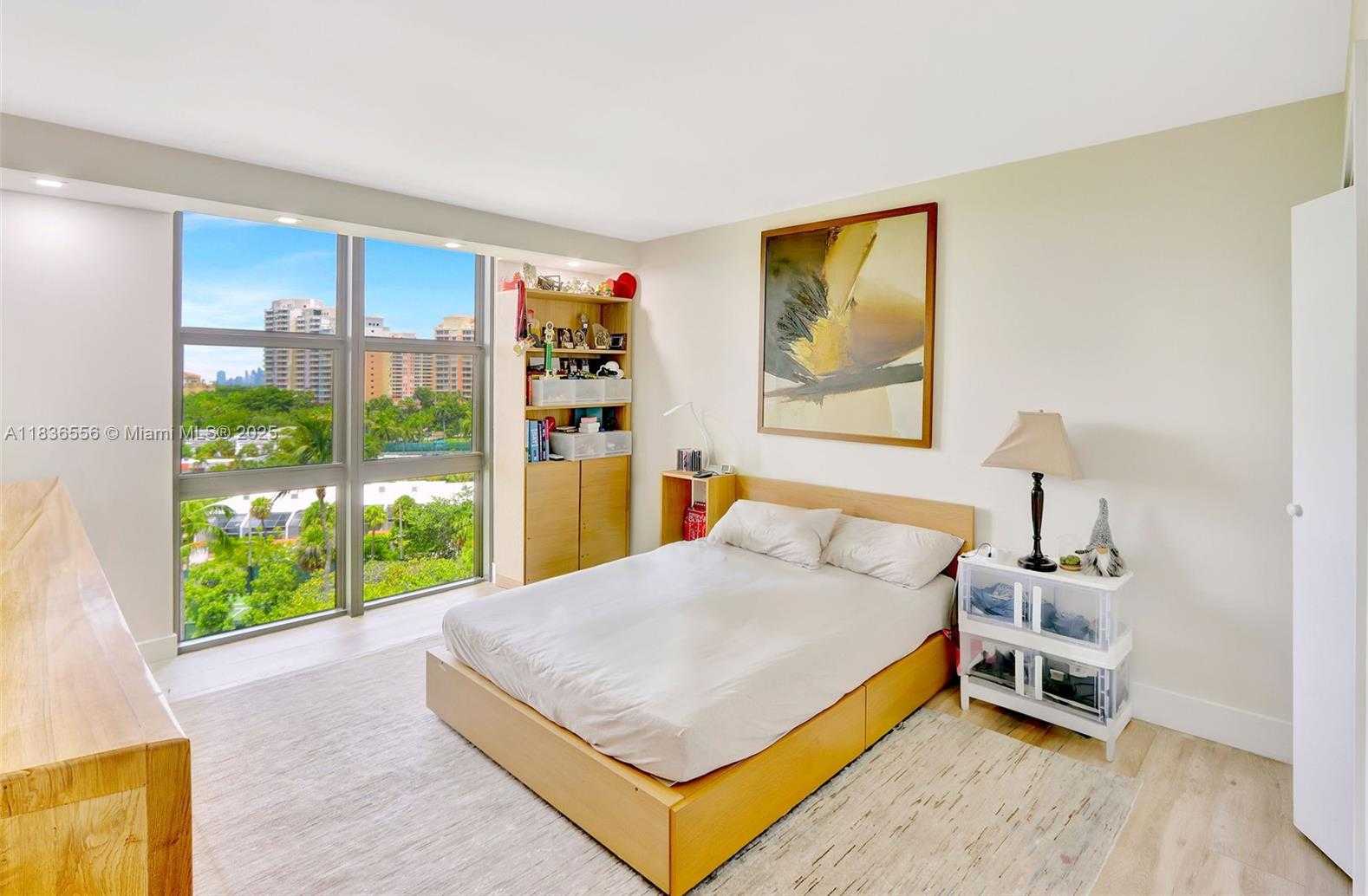 Small Image of 1121 CRANDON BLVD #E708, Key Biscayne Number 9