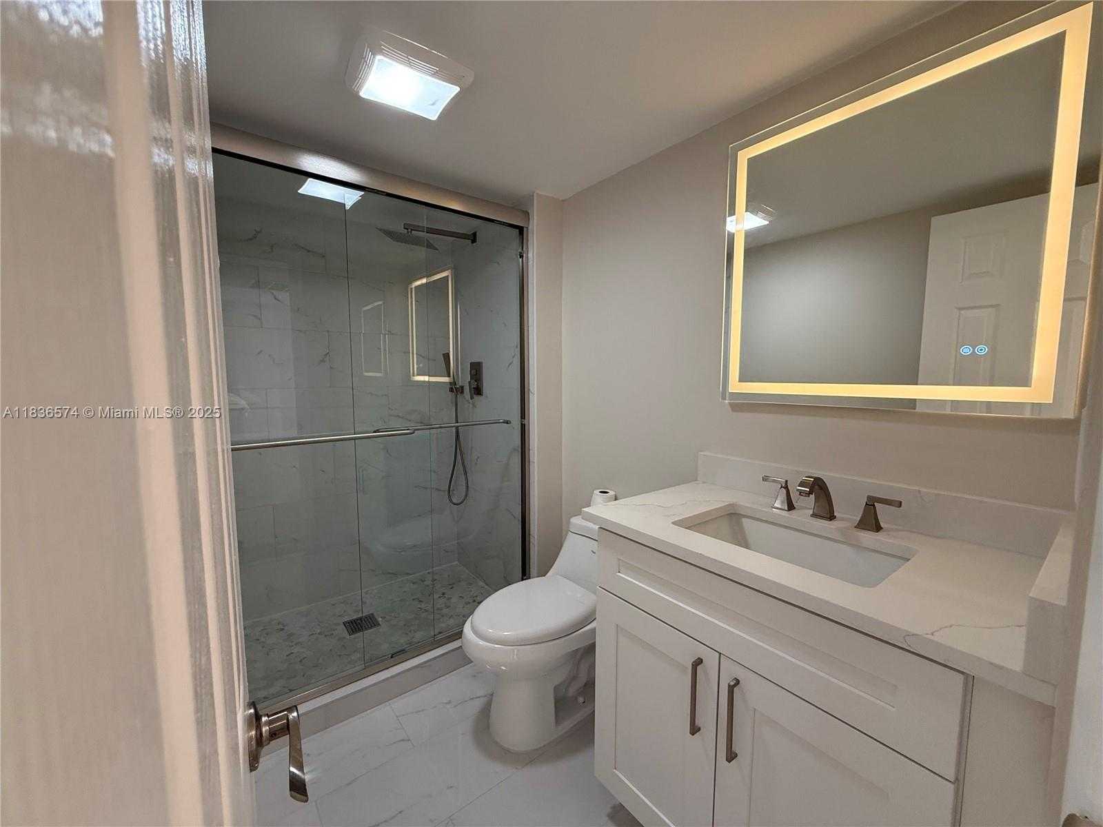 Small Image of 20335 WEST COUNTRY CLUB DR #1203, Aventura Number 17
