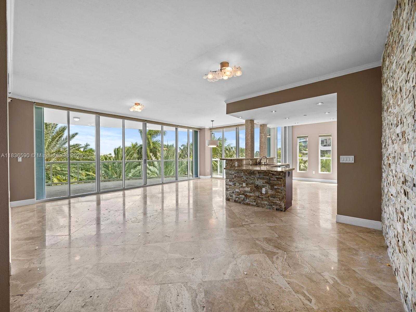 Small Image of 2645 SOUTH BAYSHORE DR #304, Miami Number 4