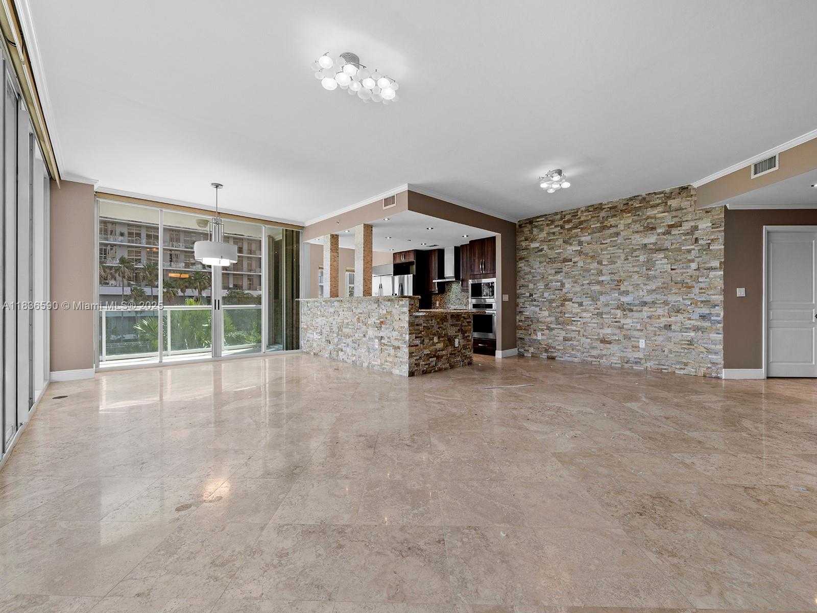 Small Image of 2645 SOUTH BAYSHORE DR #304, Miami Number 5