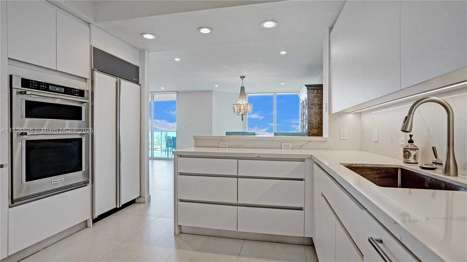 Small Image of 20201 EAST COUNTRY CLUB DR #1202, Aventura Number 16